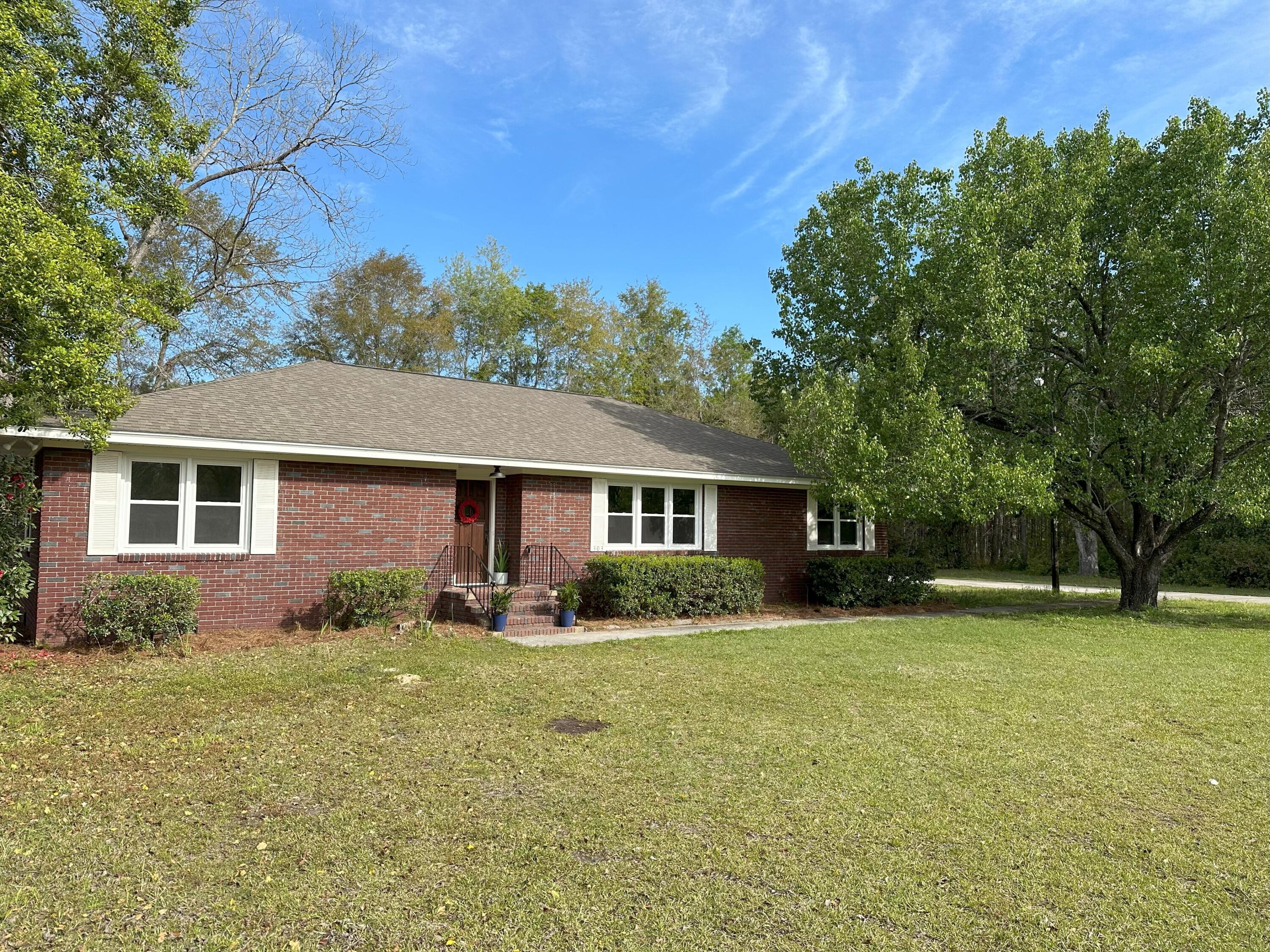 303 Schoolhouse Road