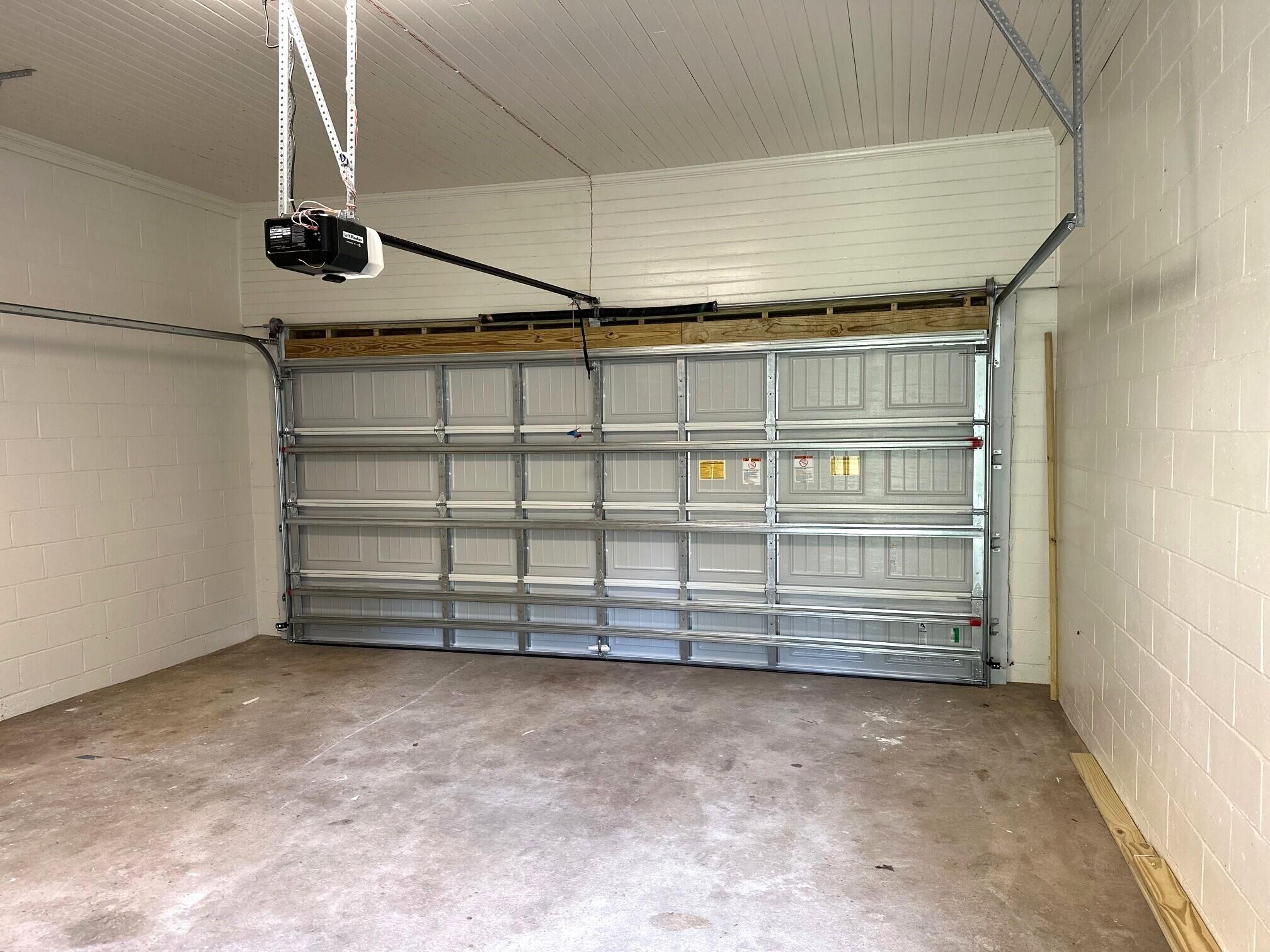 303 Schoolhouse Road