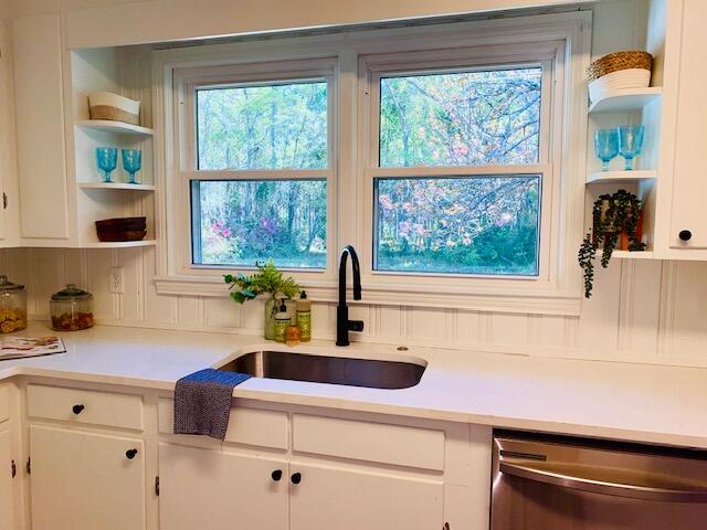 303 Schoolhouse Road