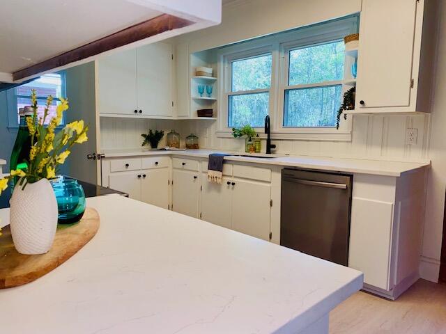 303 Schoolhouse Road