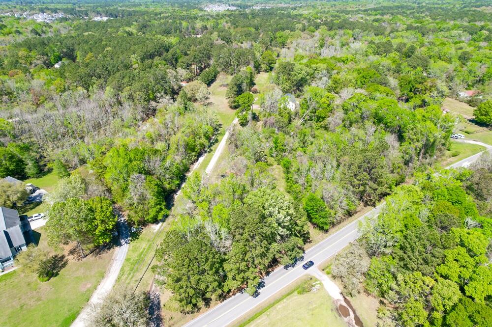 3106 Plow Ground Road