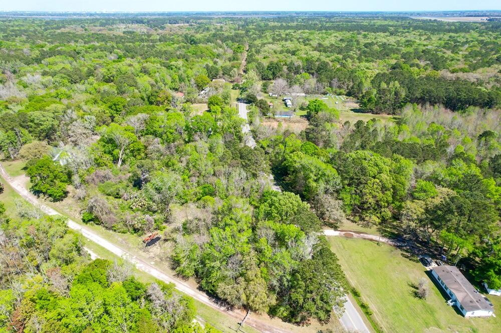 3106 Plow Ground Road