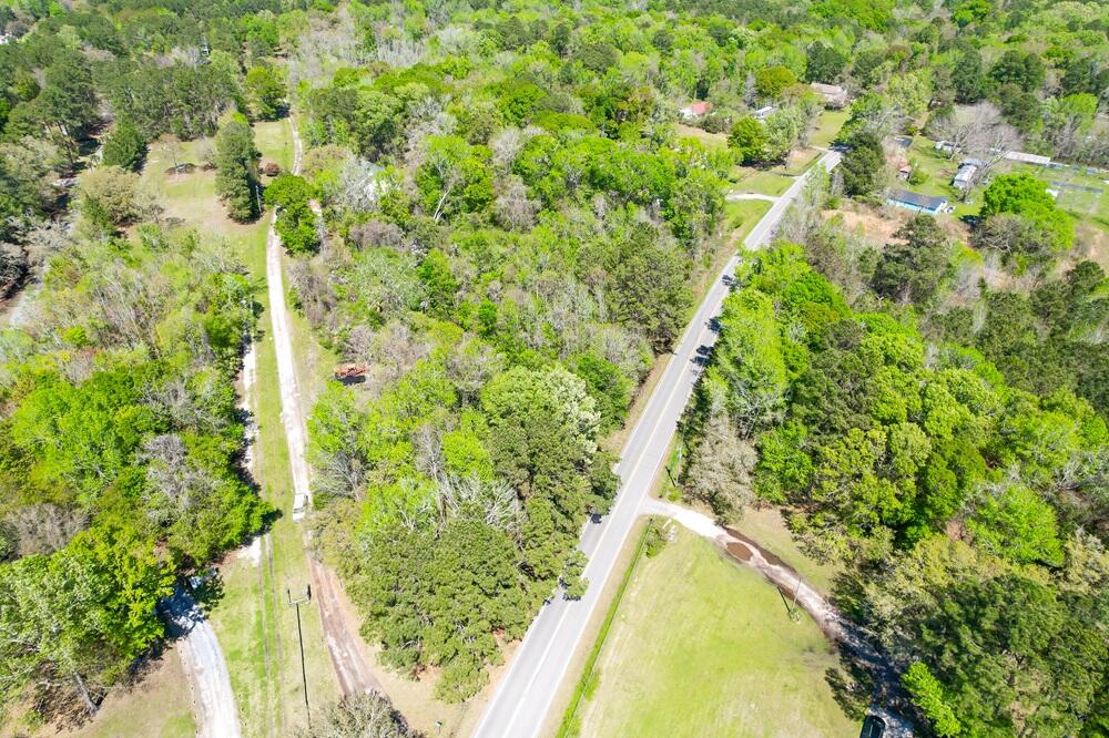 3106 Plow Ground Road