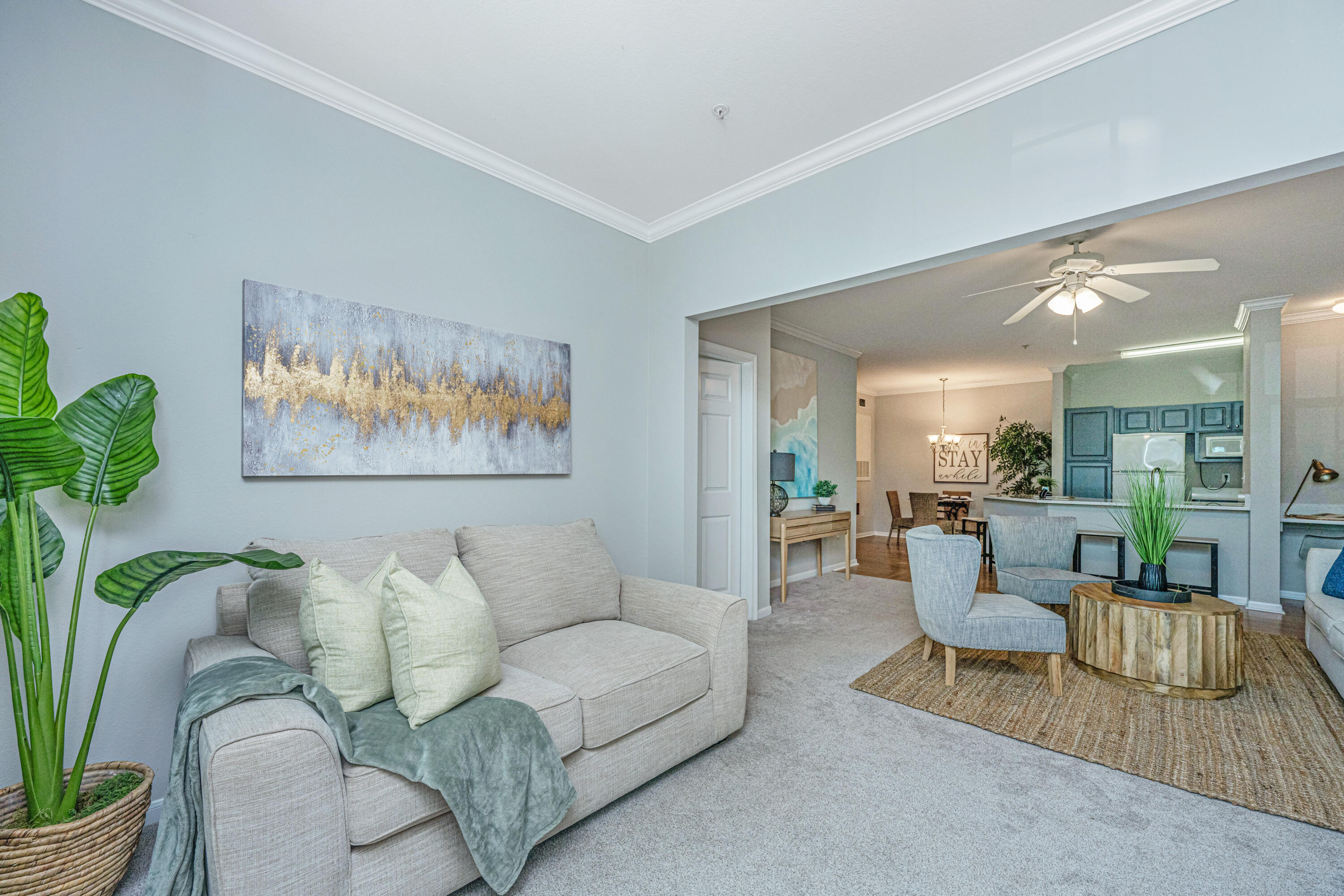 60 Fenwick Hall Alley # 811