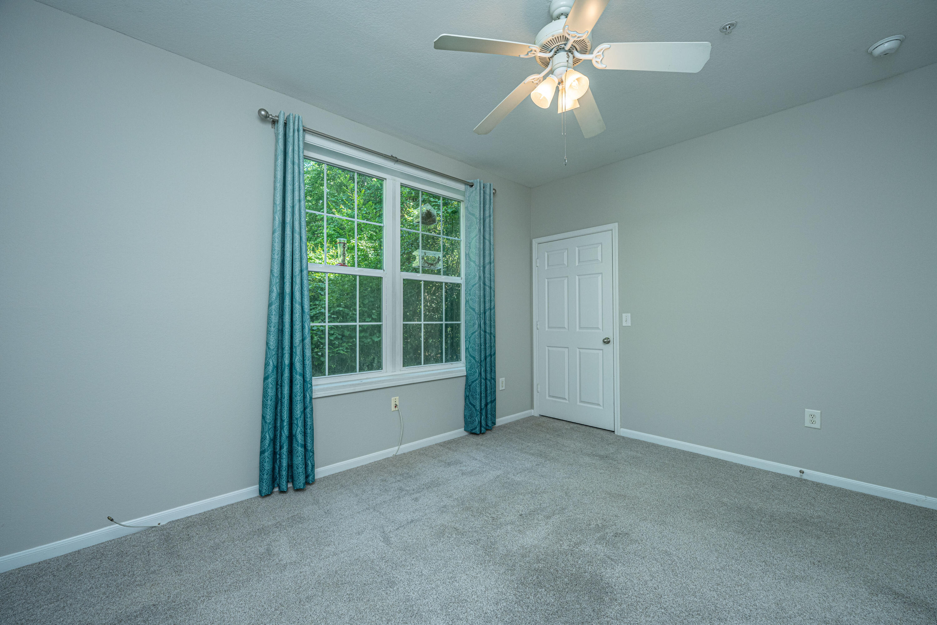 60 Fenwick Hall Alley # 811