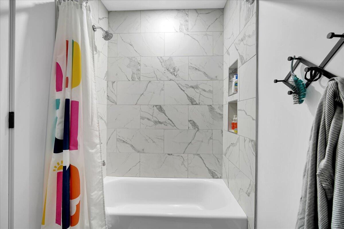 1118 Blue Marlin Drive