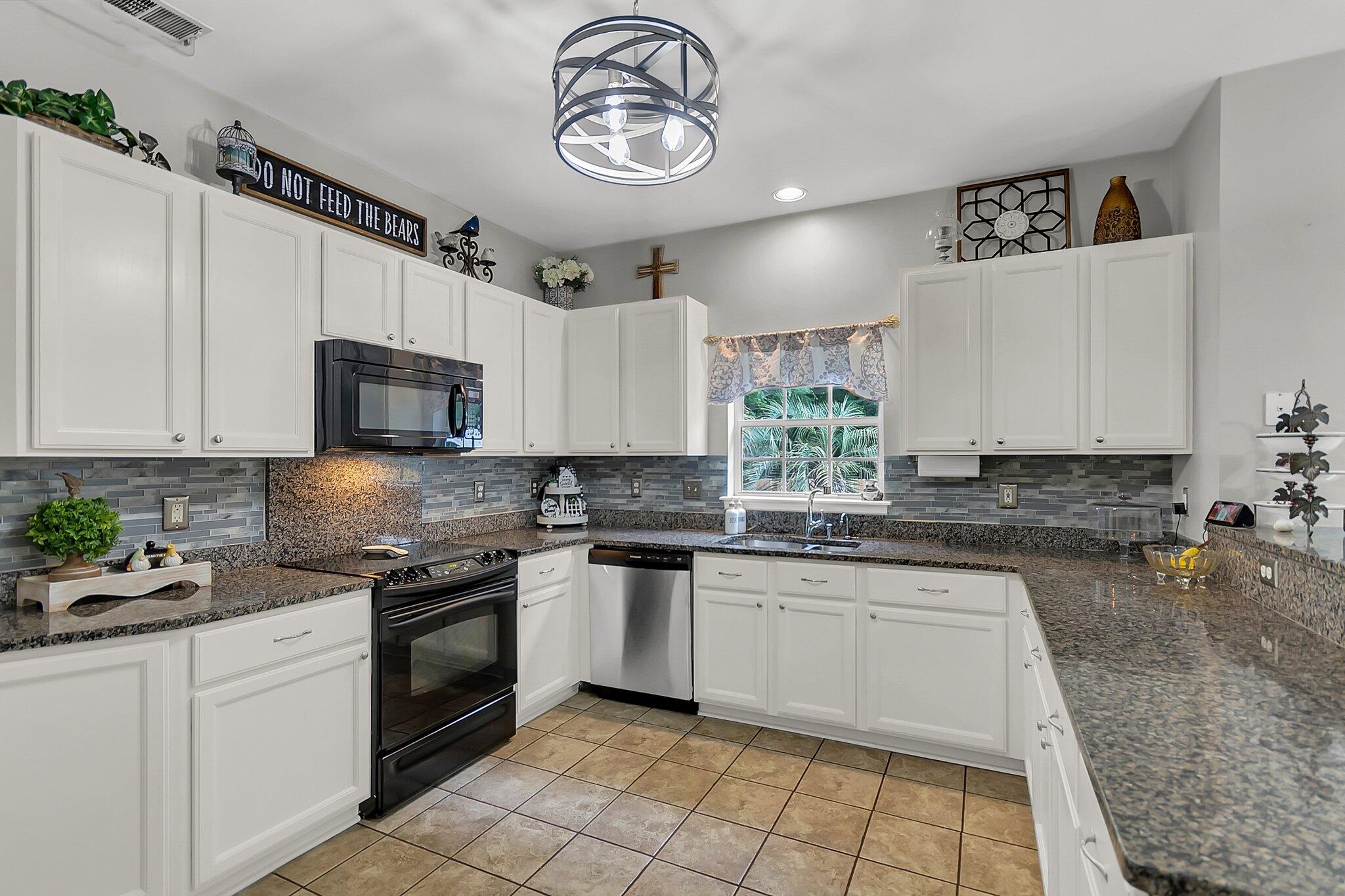 613 Fairway Forest Drive