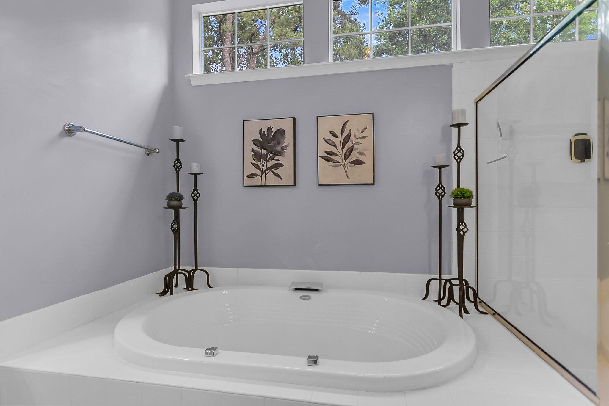 613 Fairway Forest Drive