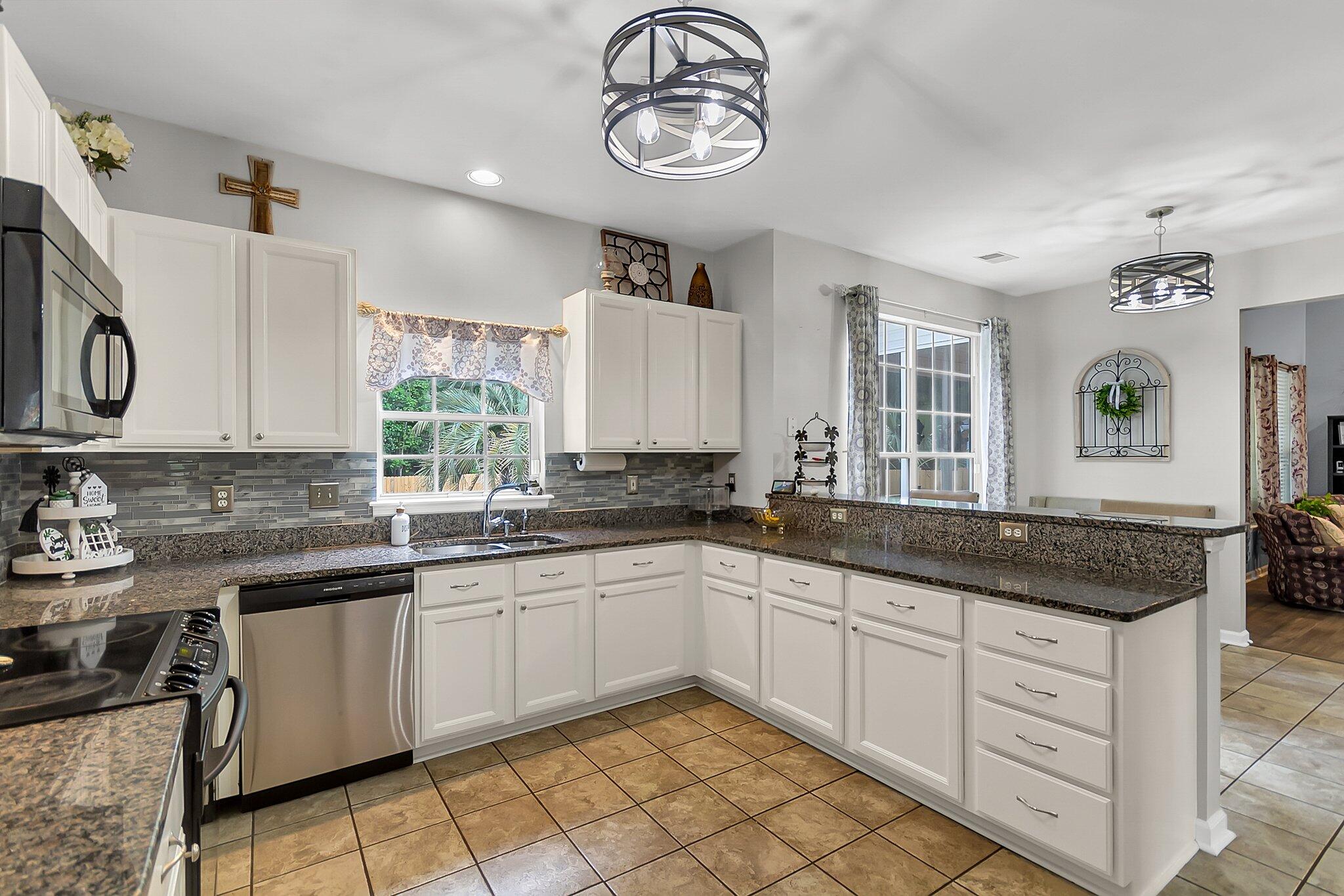 613 Fairway Forest Drive