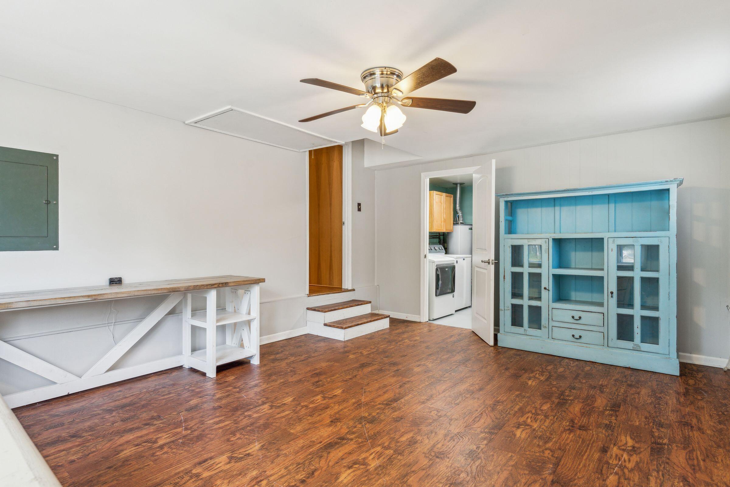 725 Beauregard Street