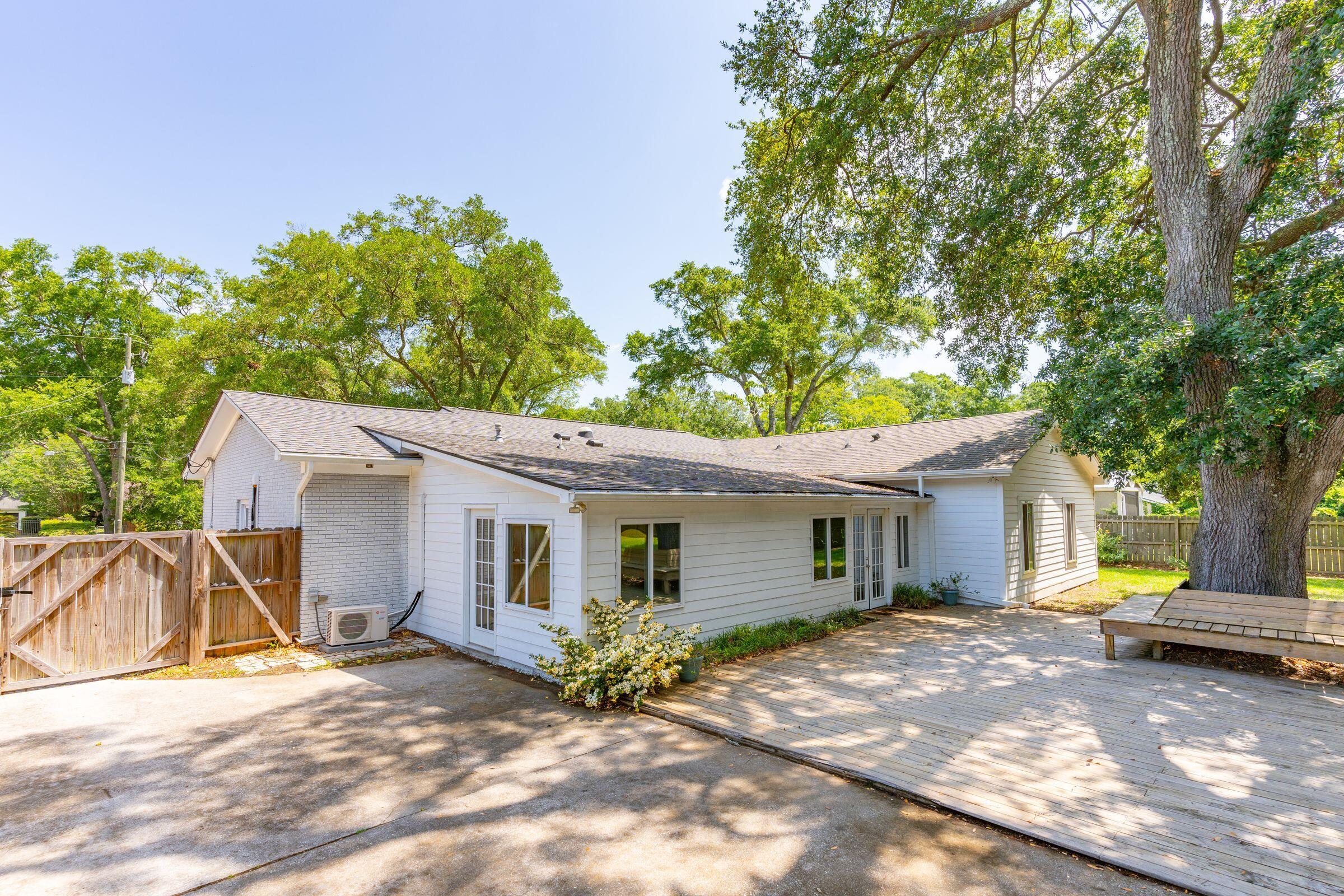 725 Beauregard Street