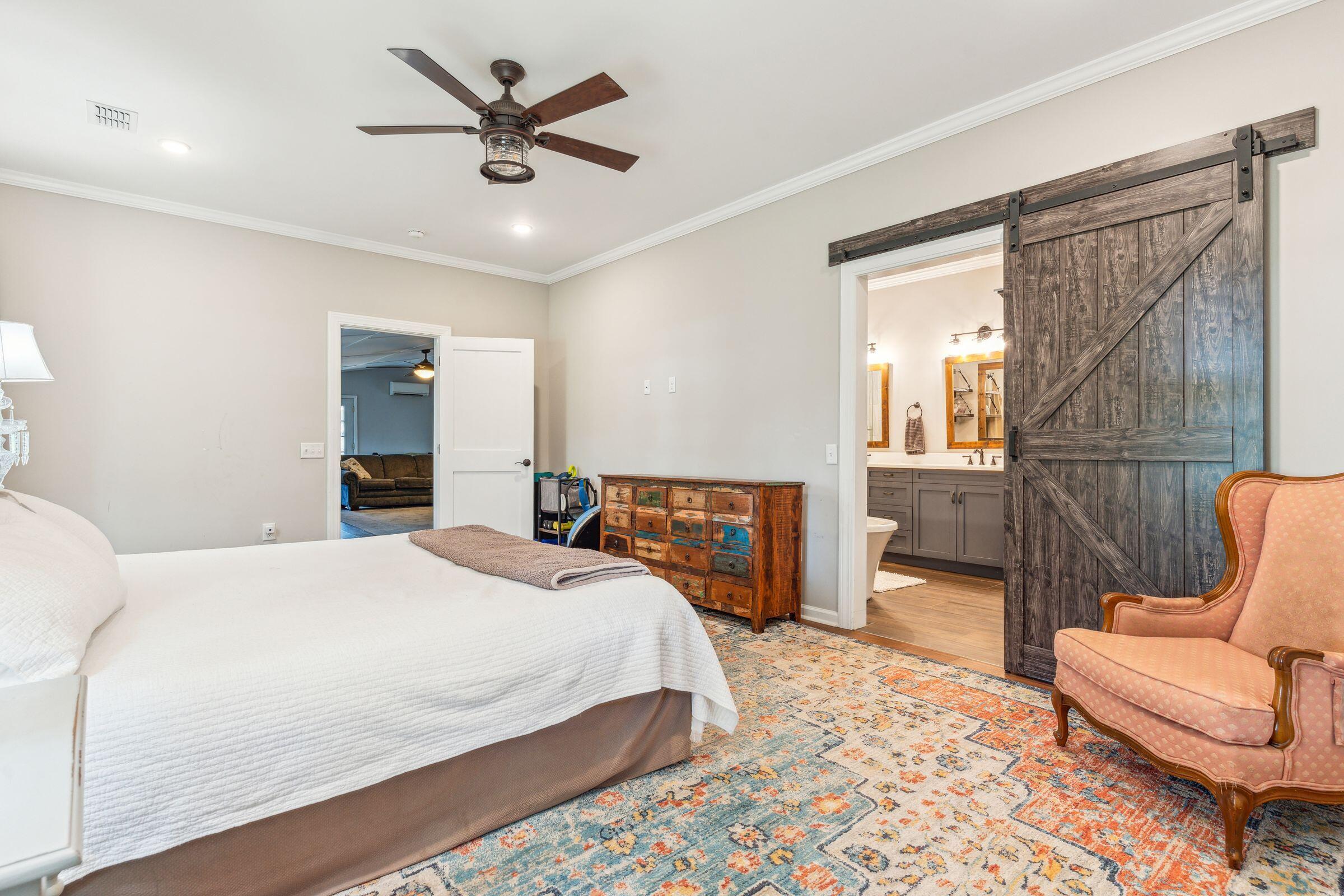 725 Beauregard Street