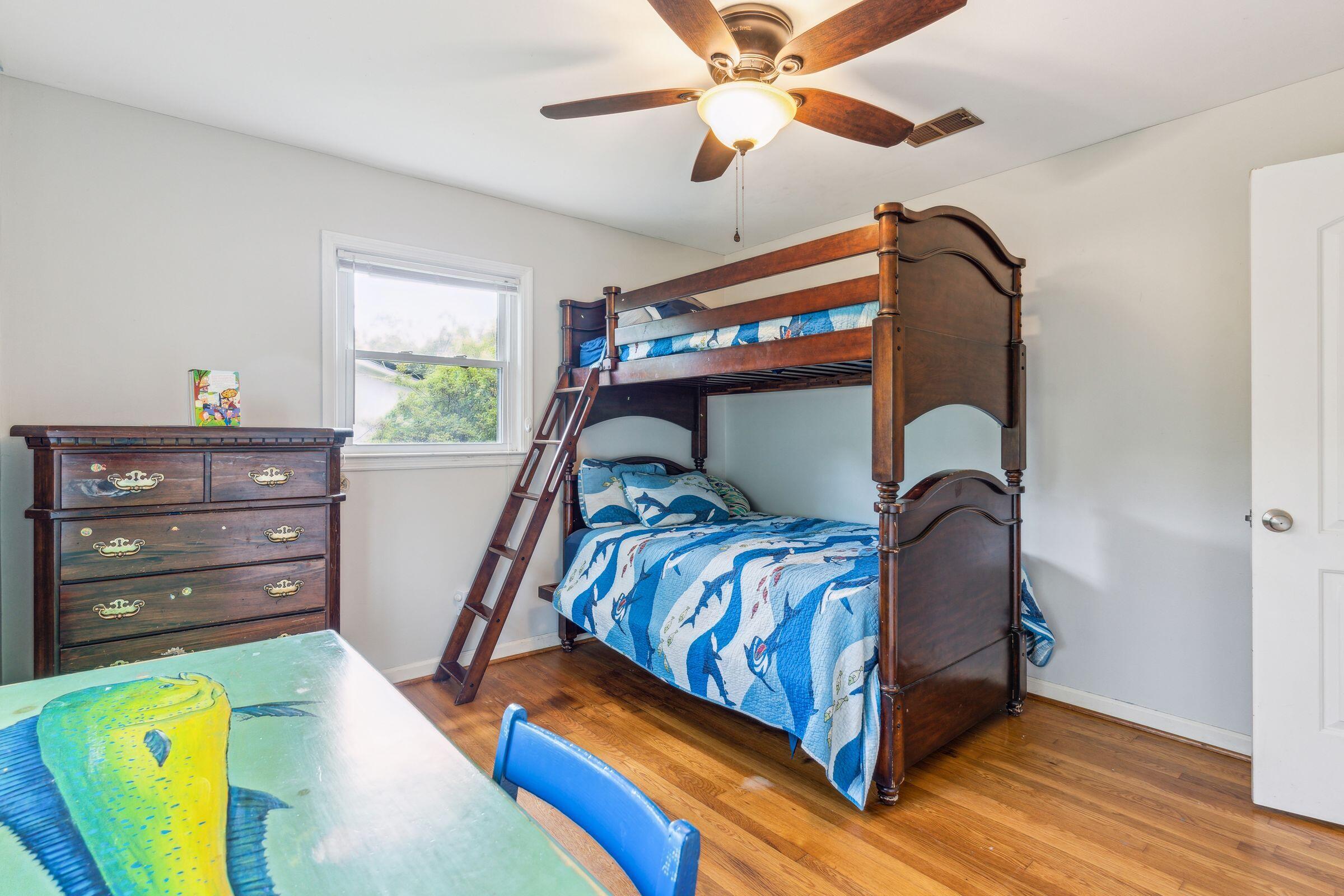 725 Beauregard Street