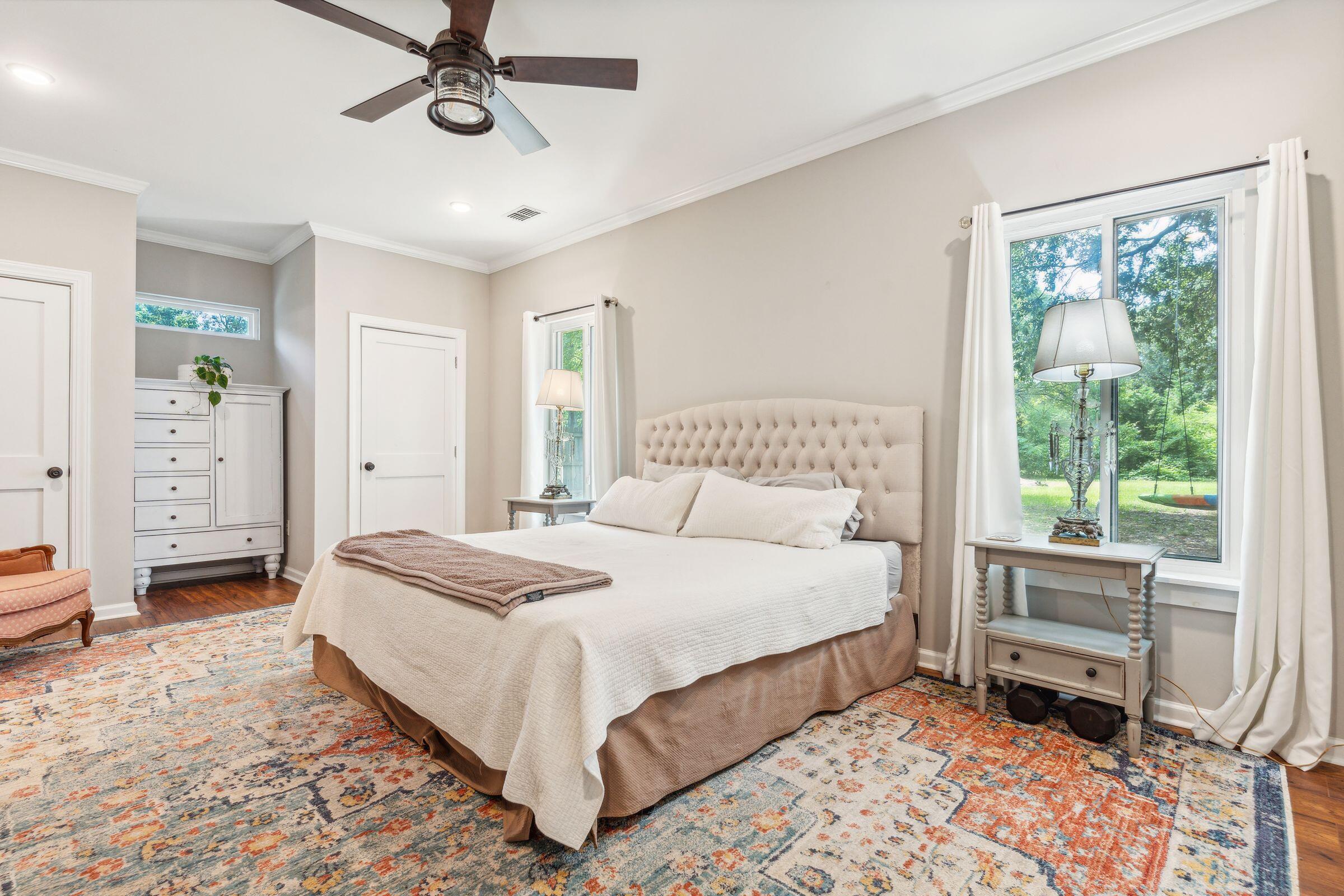 725 Beauregard Street