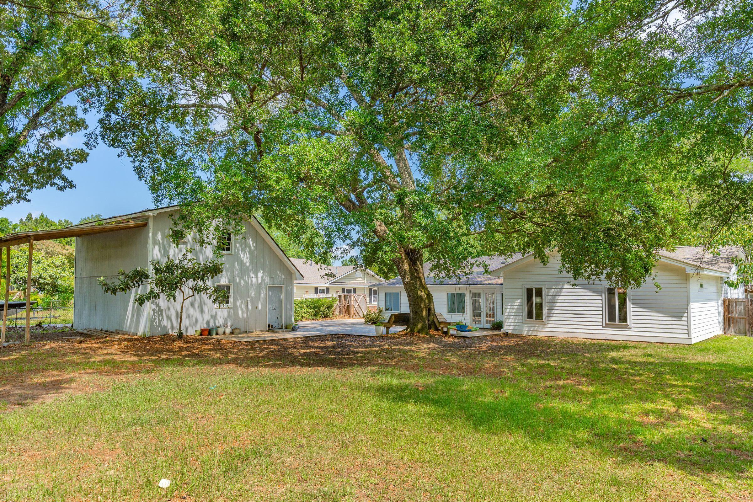 725 Beauregard Street