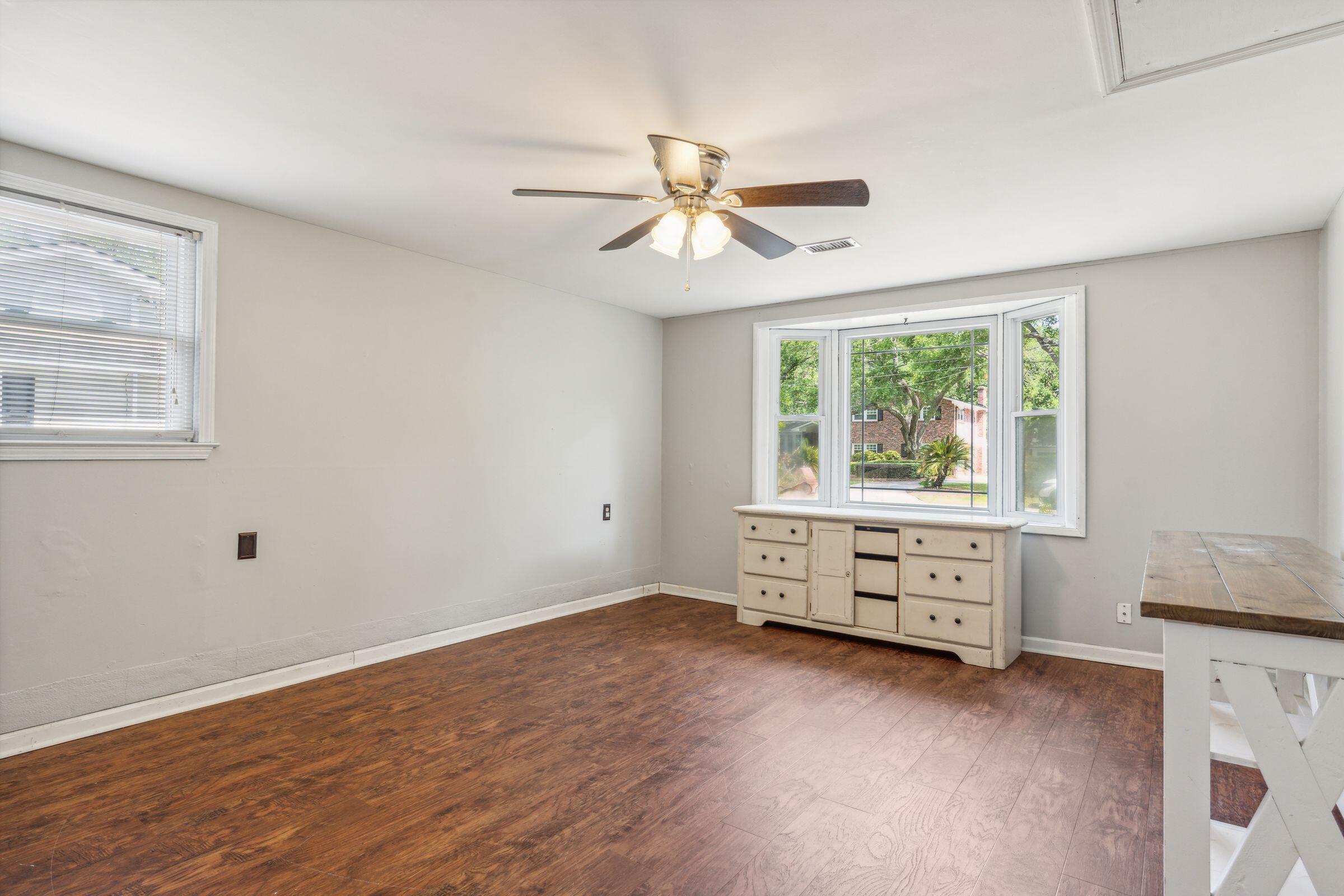 725 Beauregard Street