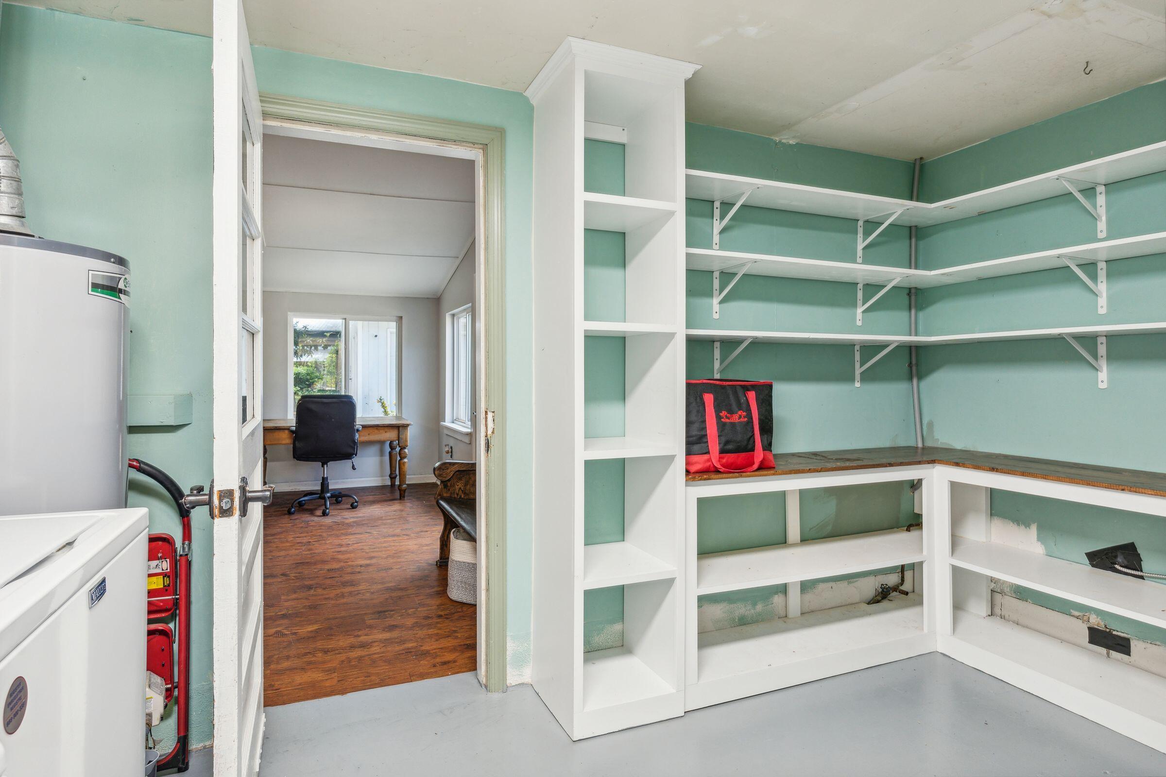 725 Beauregard Street