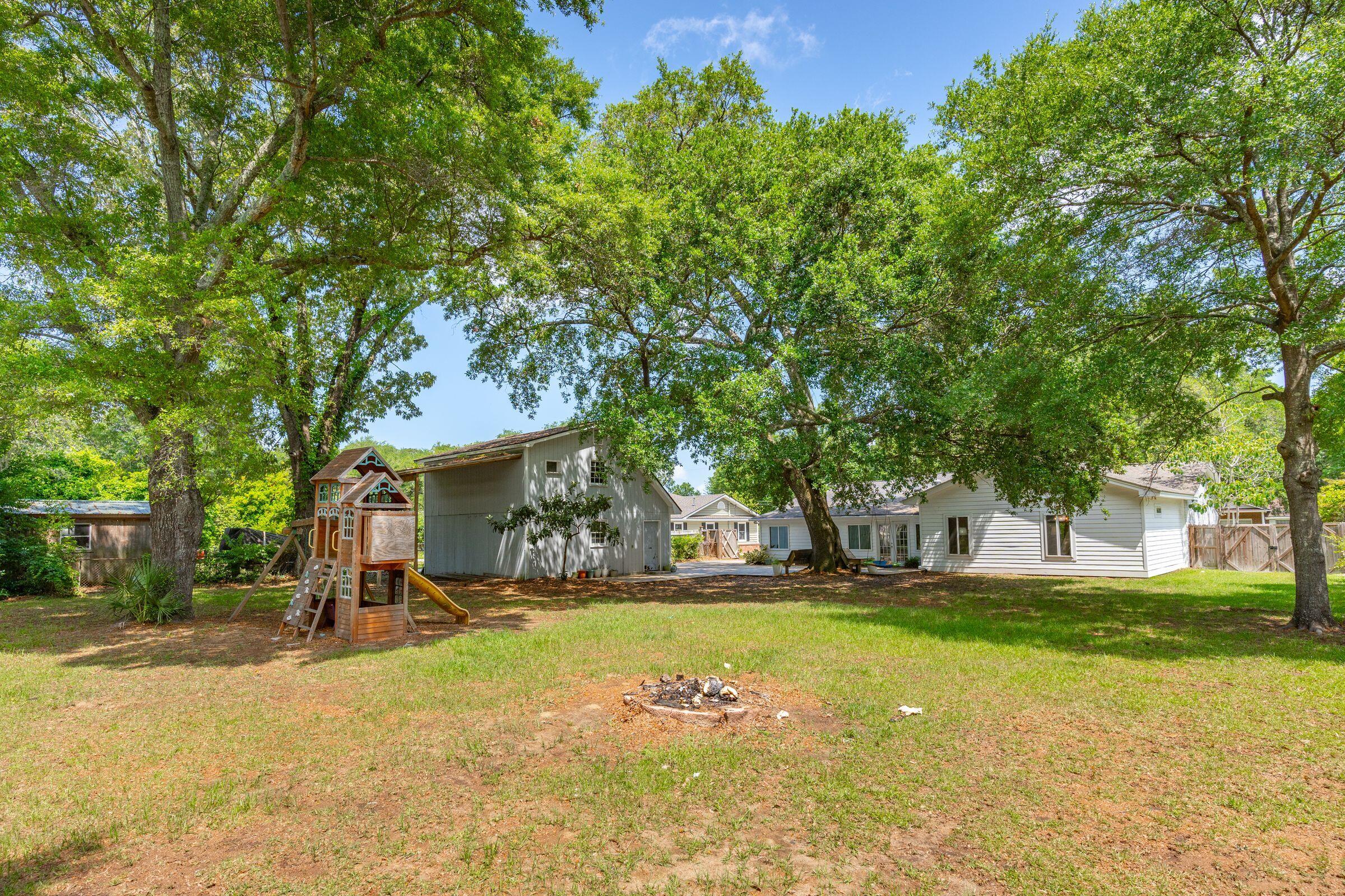 725 Beauregard Street