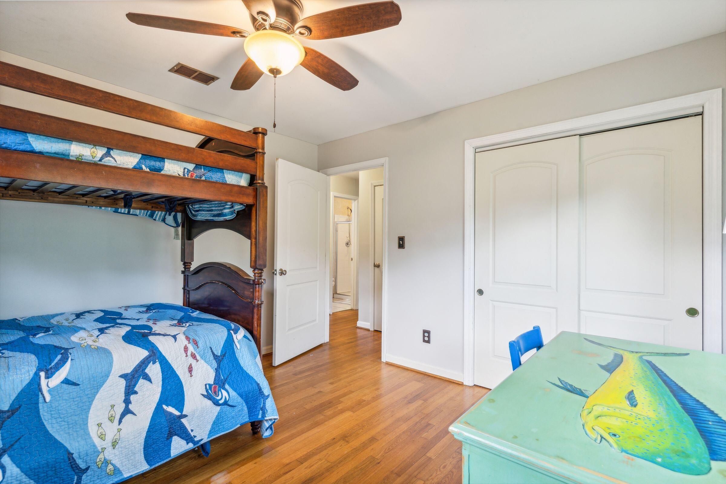 725 Beauregard Street