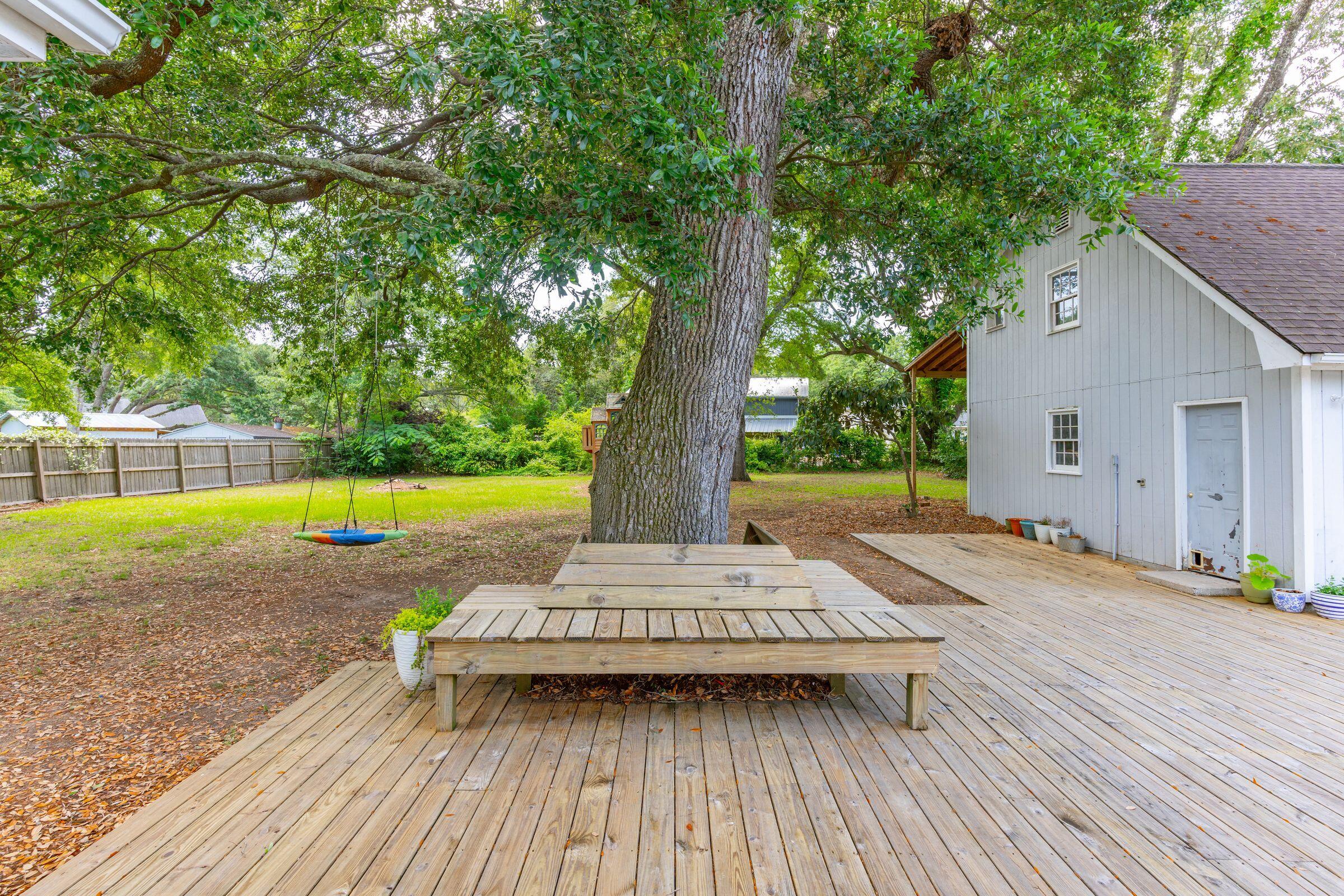 725 Beauregard Street