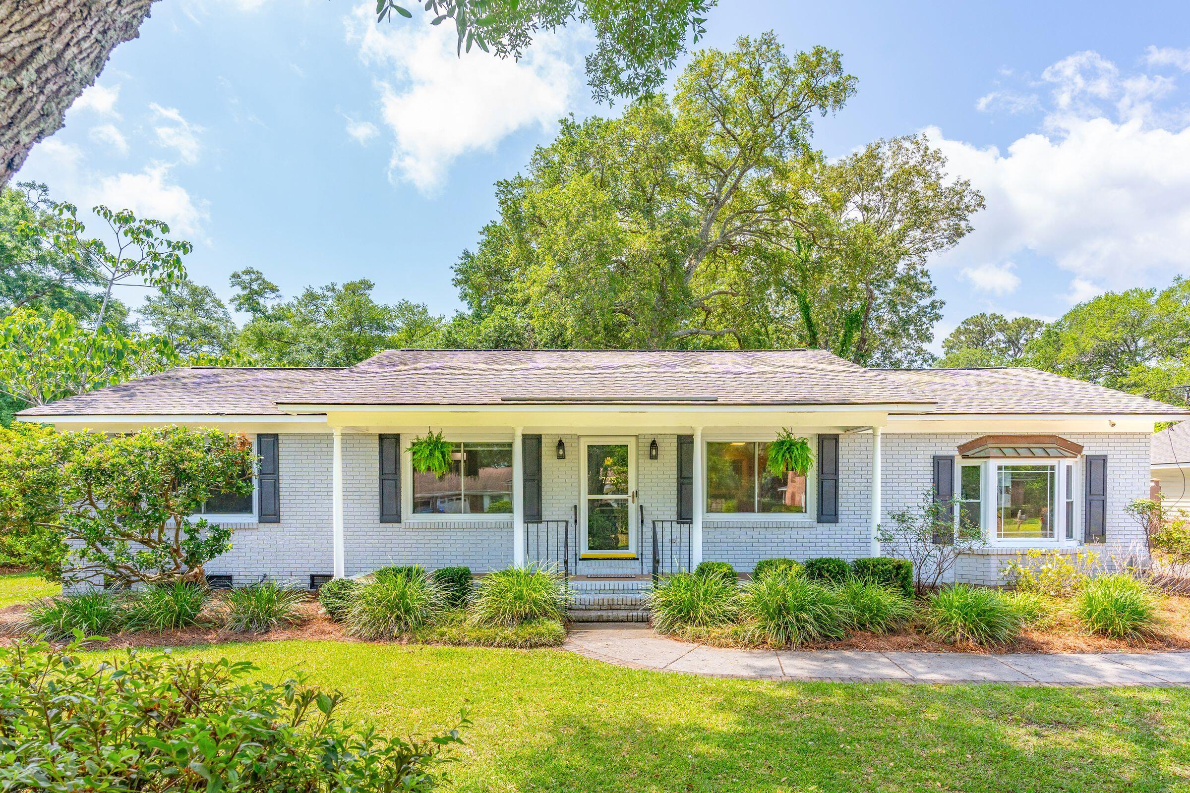 725 Beauregard Street