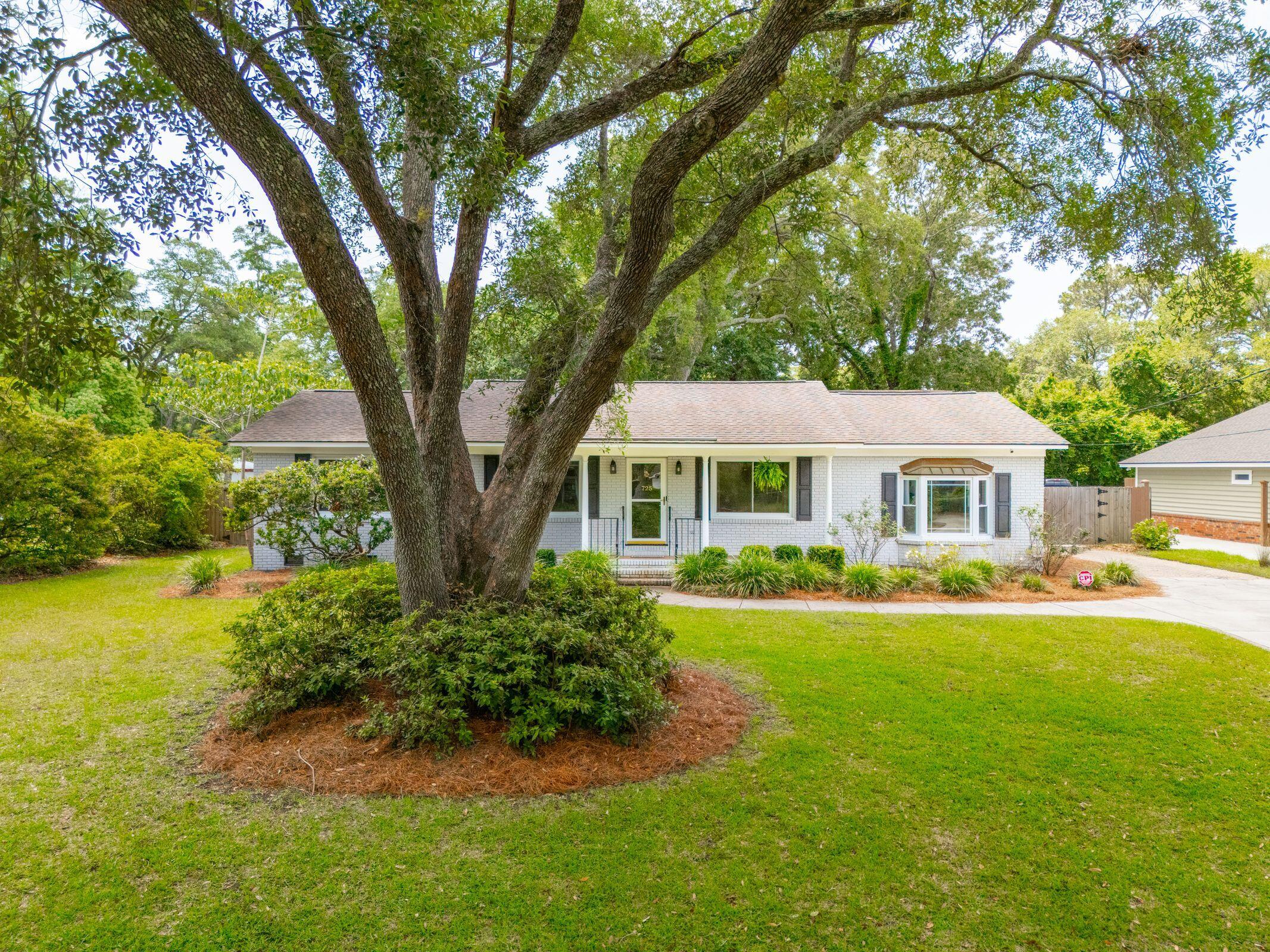 725 Beauregard Street