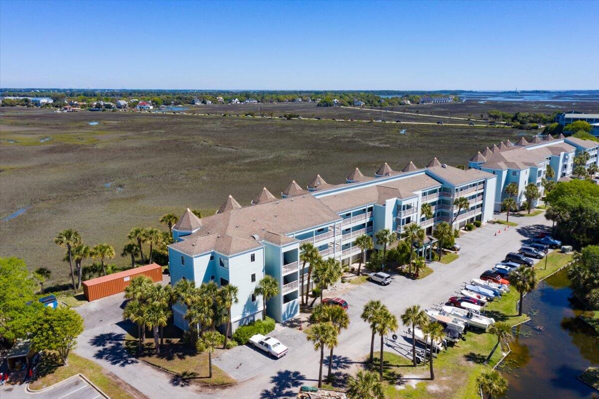 136 W Mariners Cay Drive