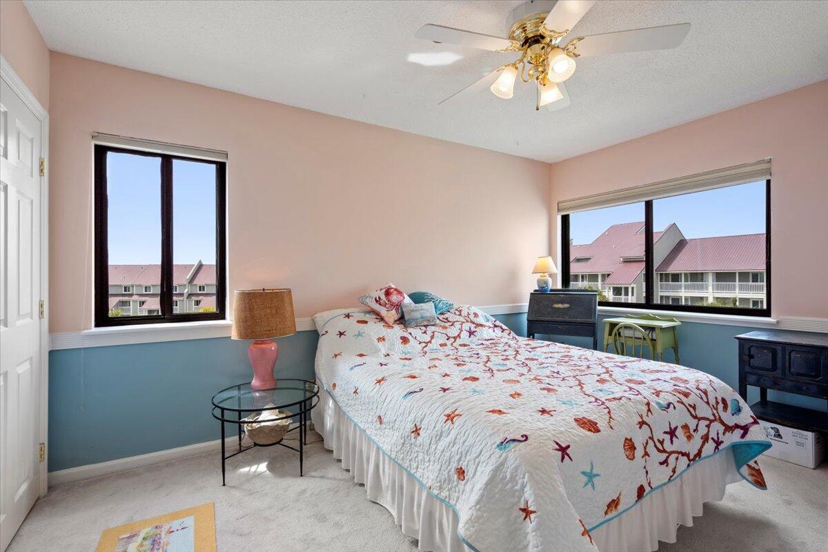 136 W Mariners Cay Drive