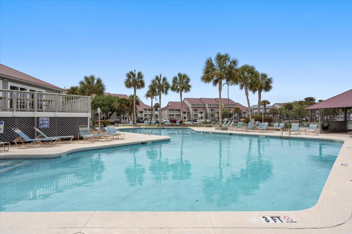 136 W Mariners Cay Drive