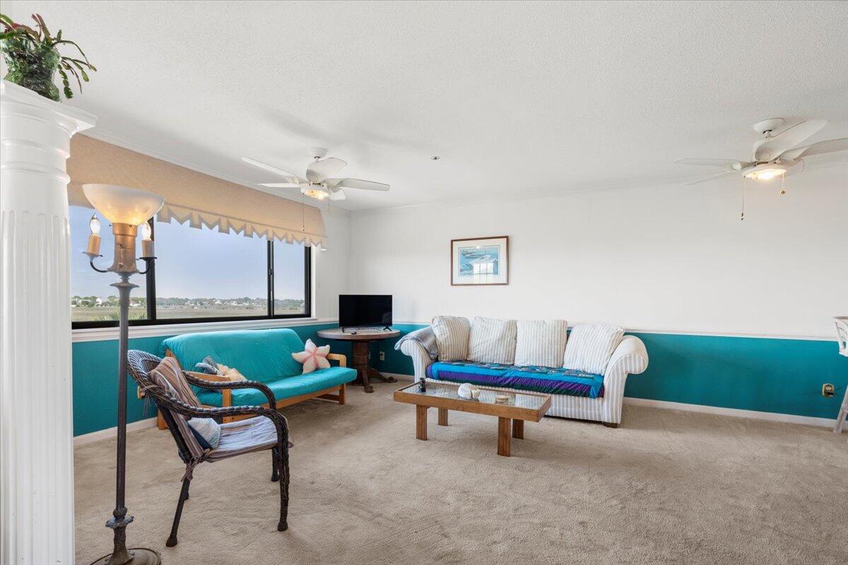 136 W Mariners Cay Drive