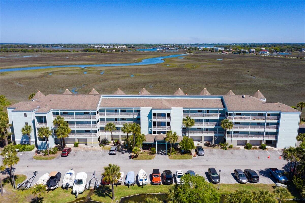 136 W Mariners Cay Drive