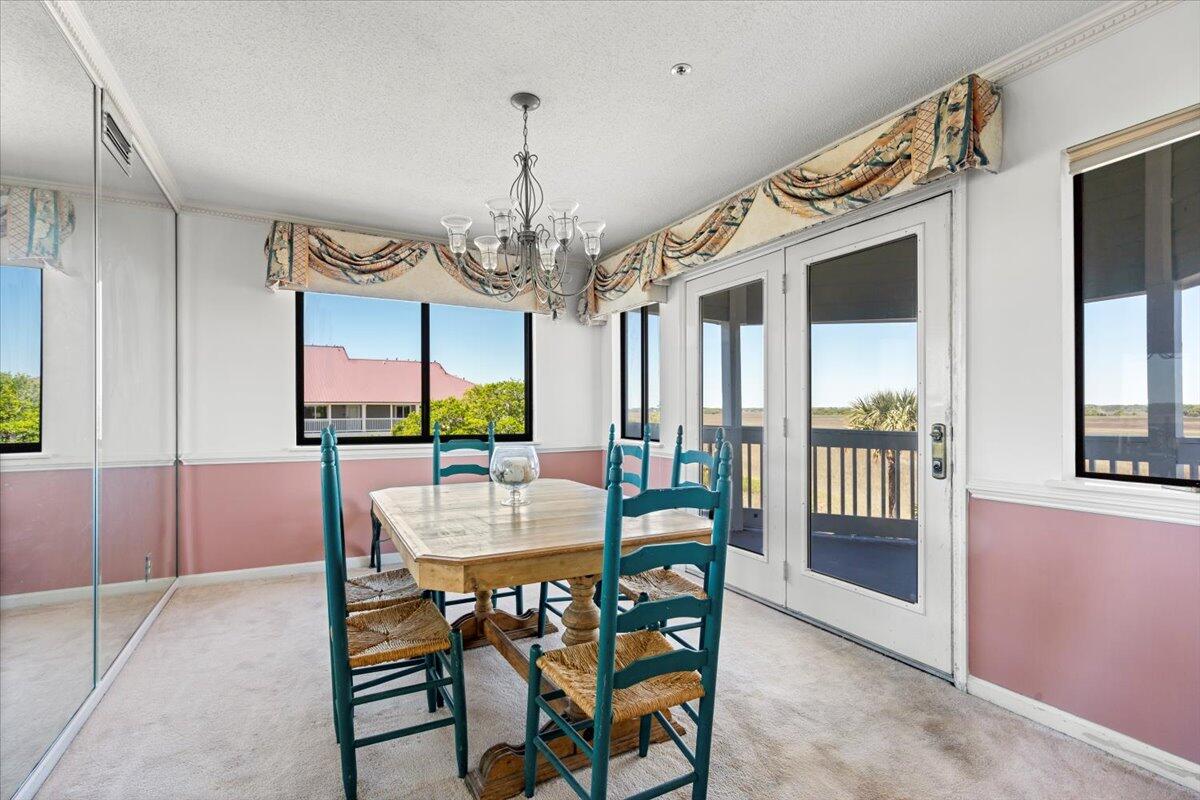 136 W Mariners Cay Drive