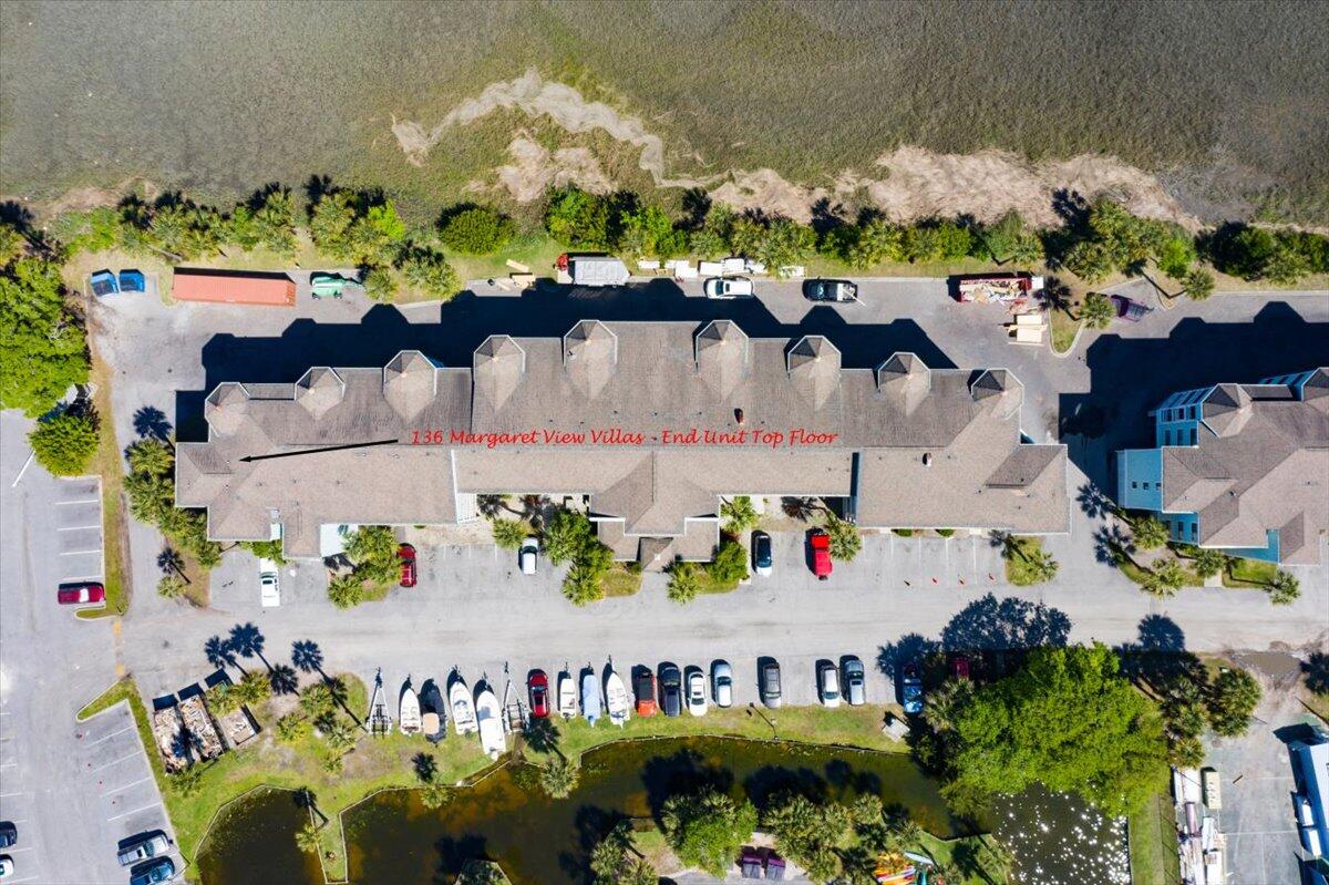 136 W Mariners Cay Drive