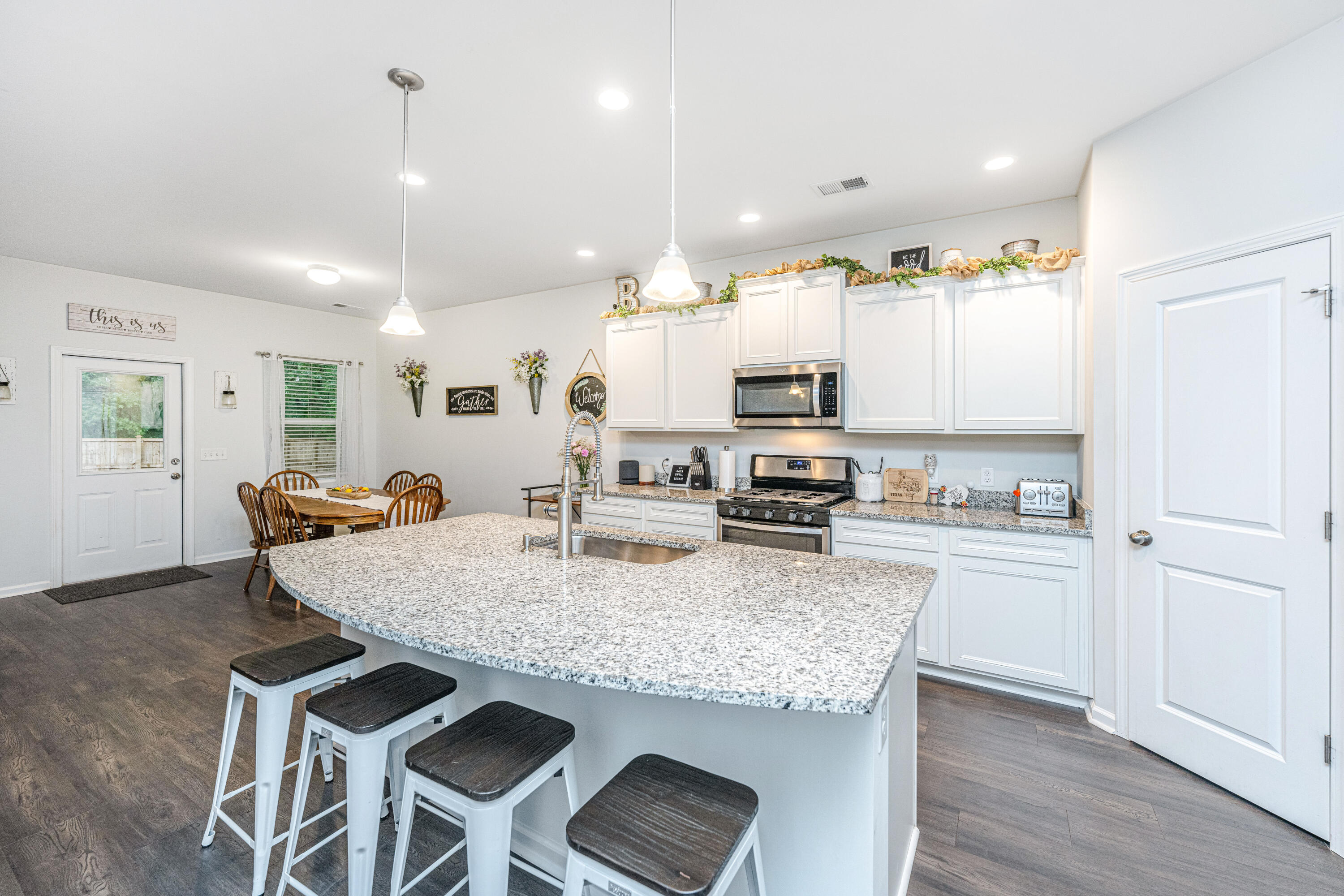 2997 Vincent Astor Drive