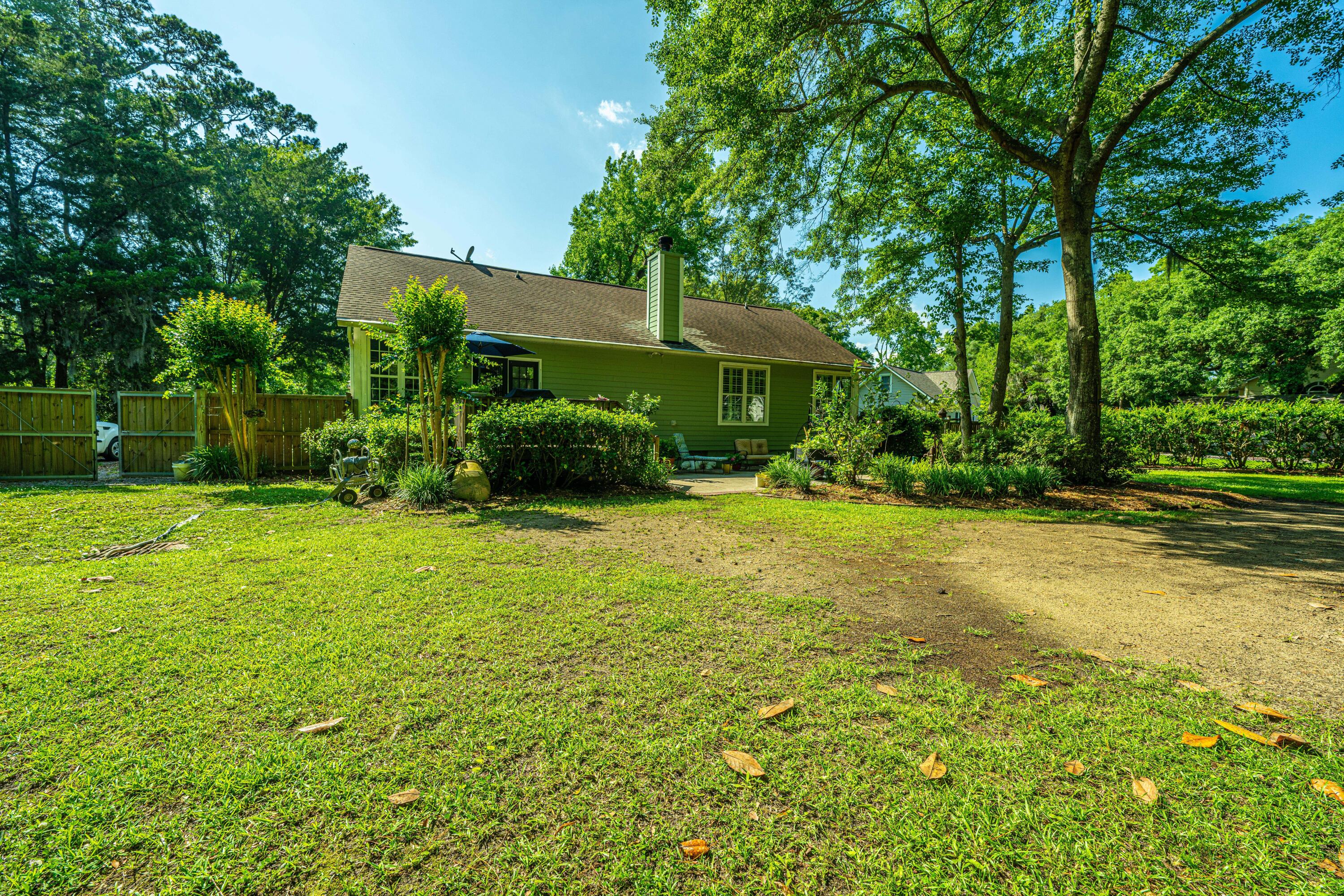 520 Woodland Shores Road