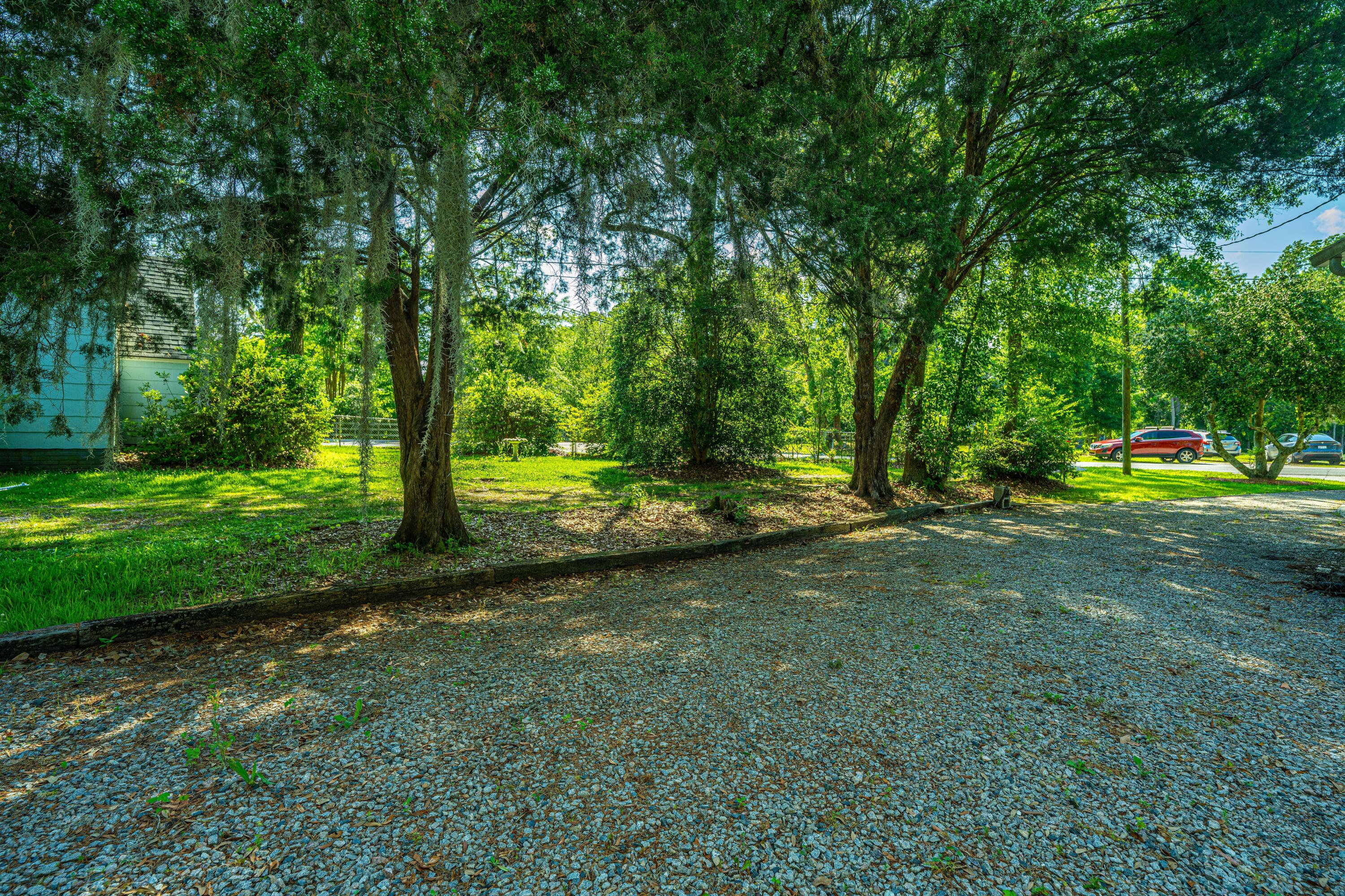 520 Woodland Shores Road