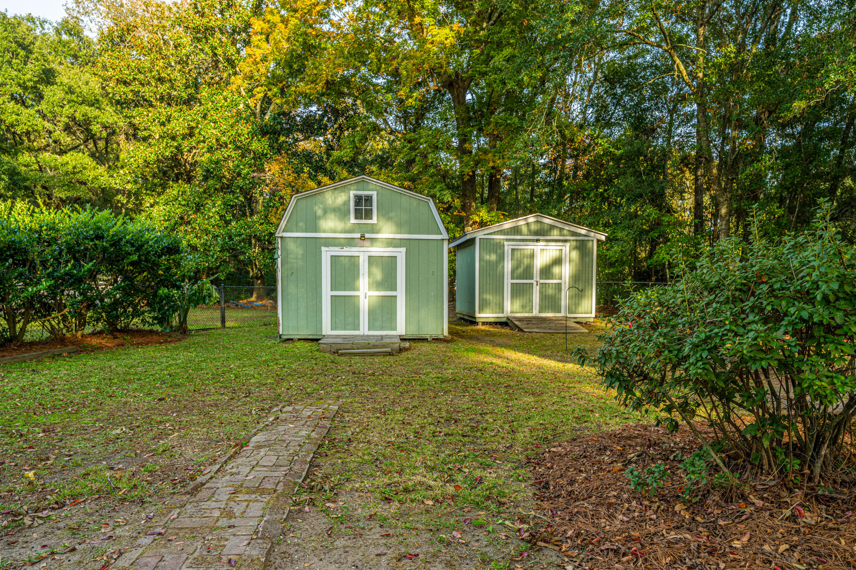 520 Woodland Shores Road