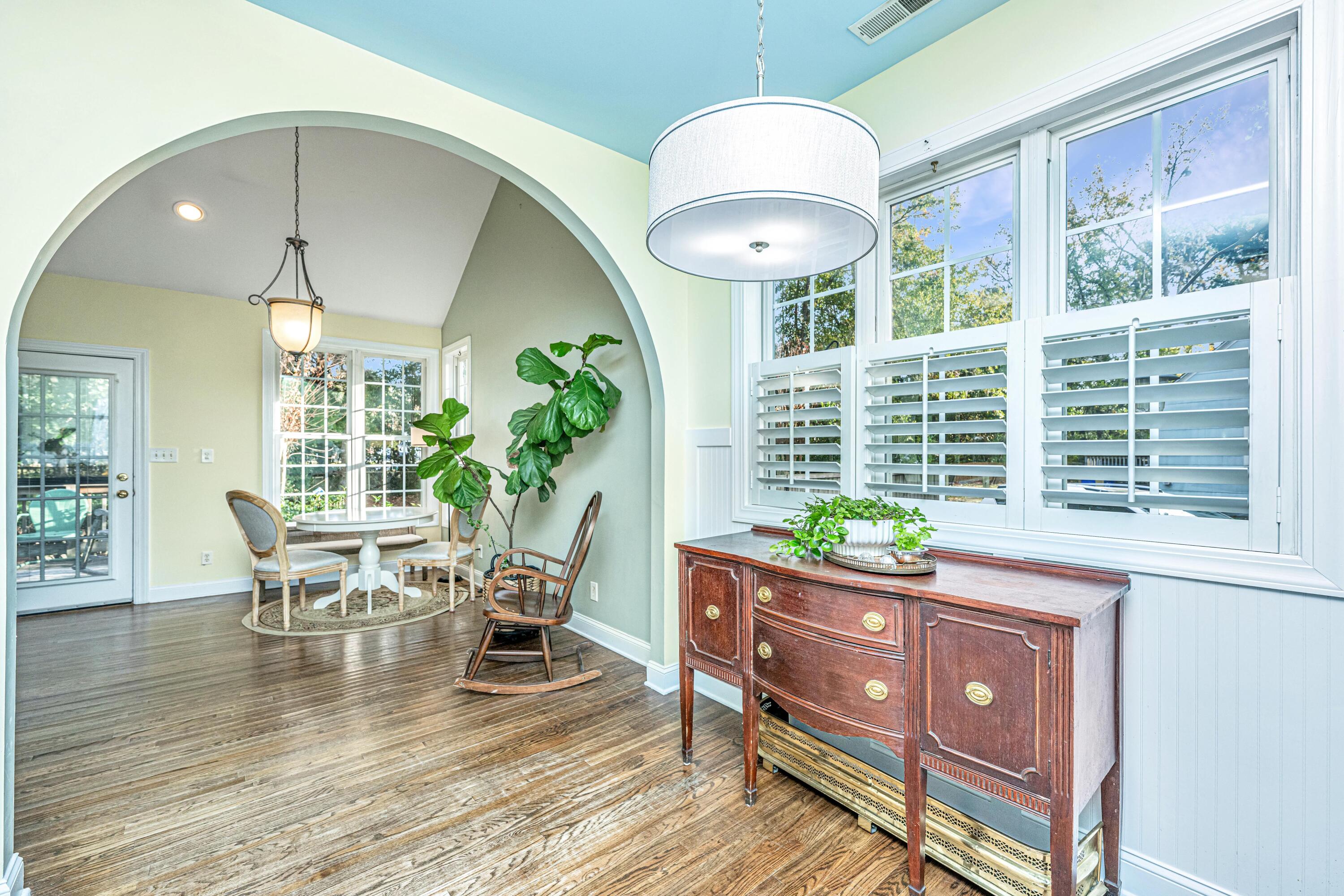 520 Woodland Shores Road