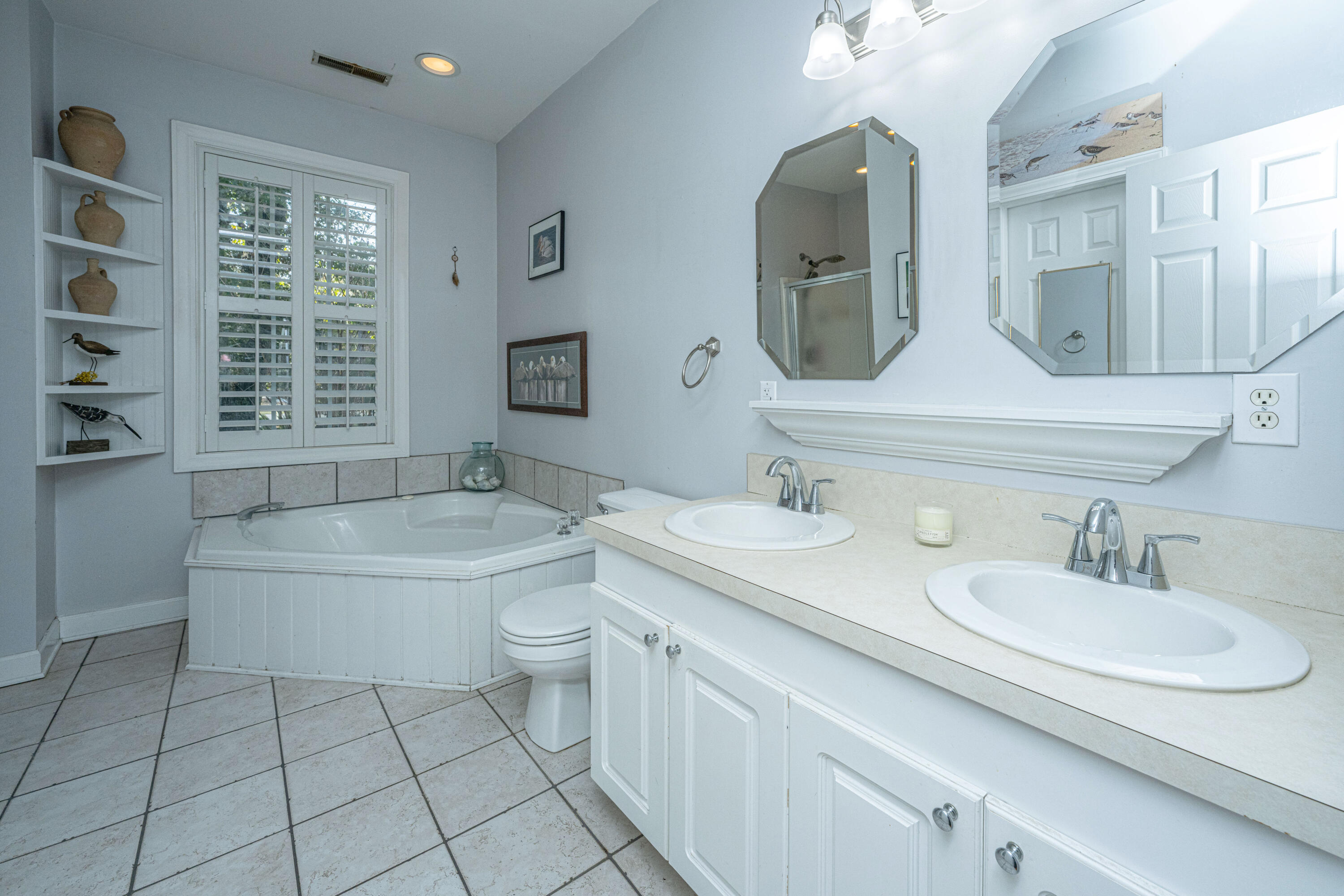 520 Woodland Shores Road