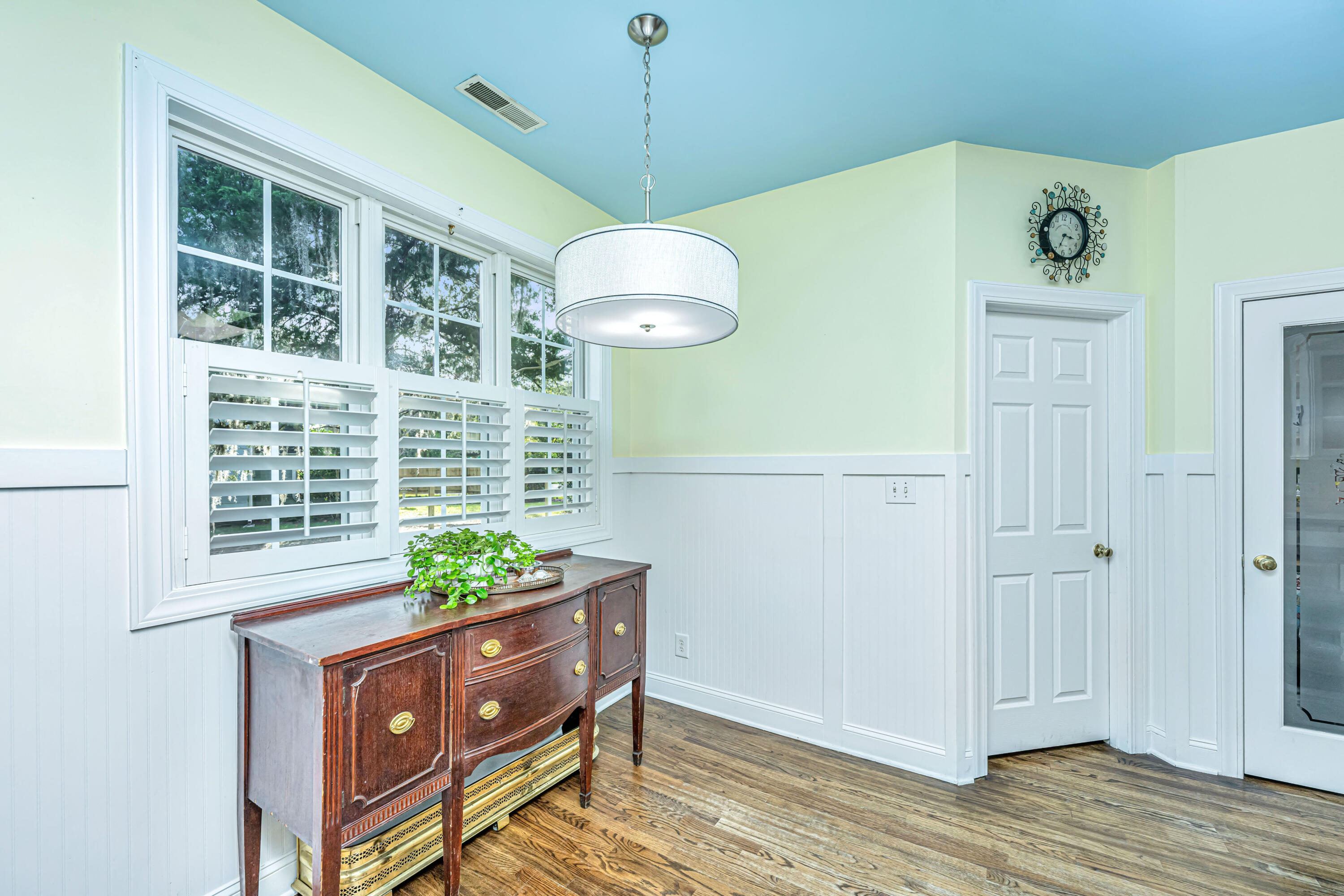 520 Woodland Shores Road