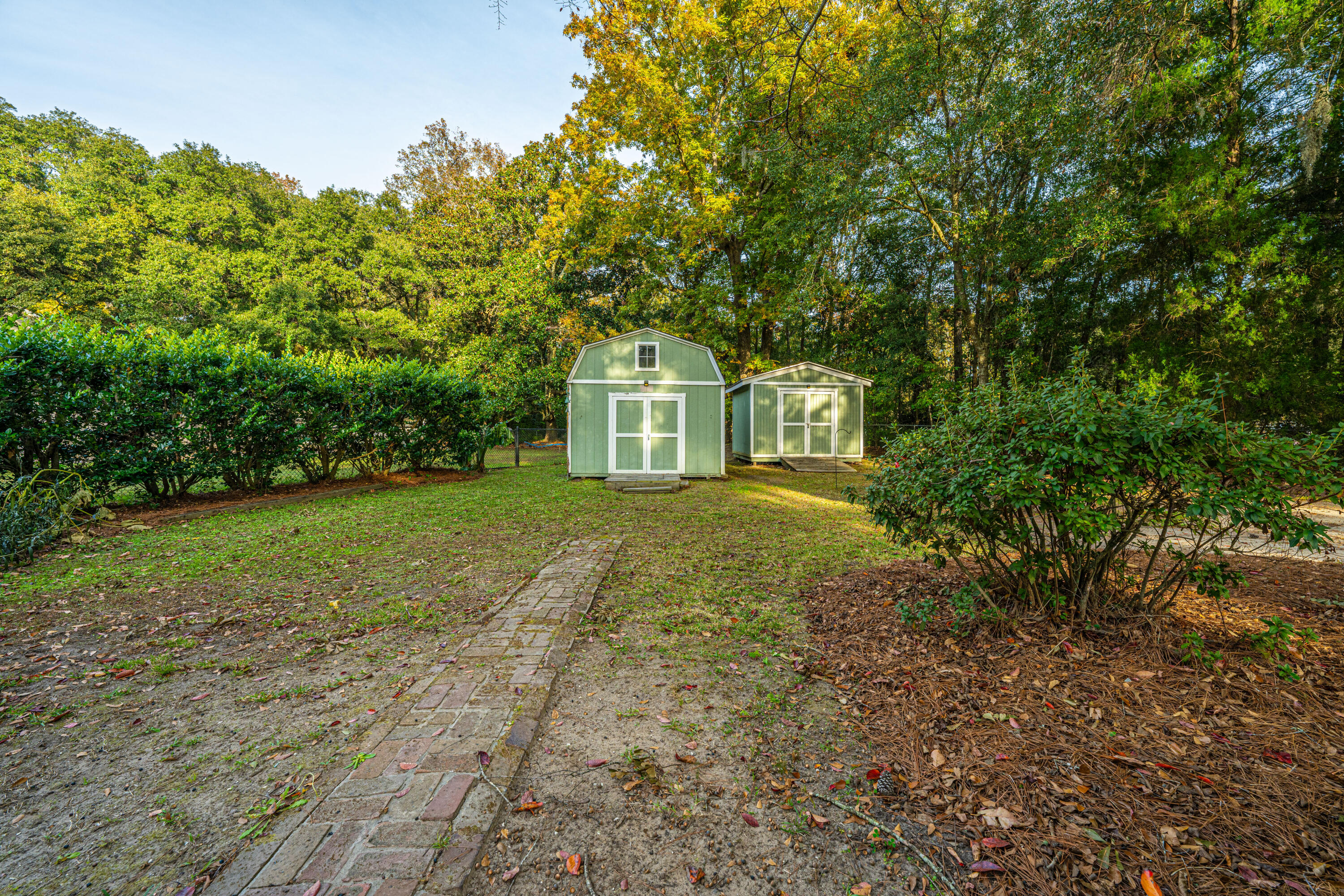 520 Woodland Shores Road