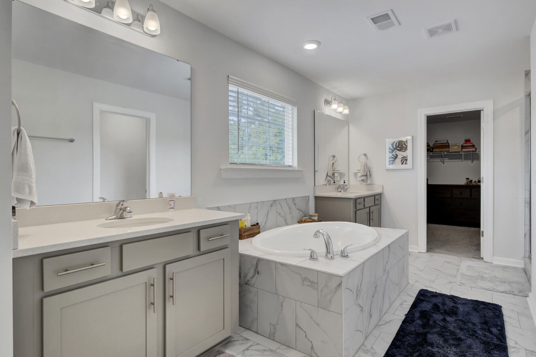 807 S Pointe Boulevard