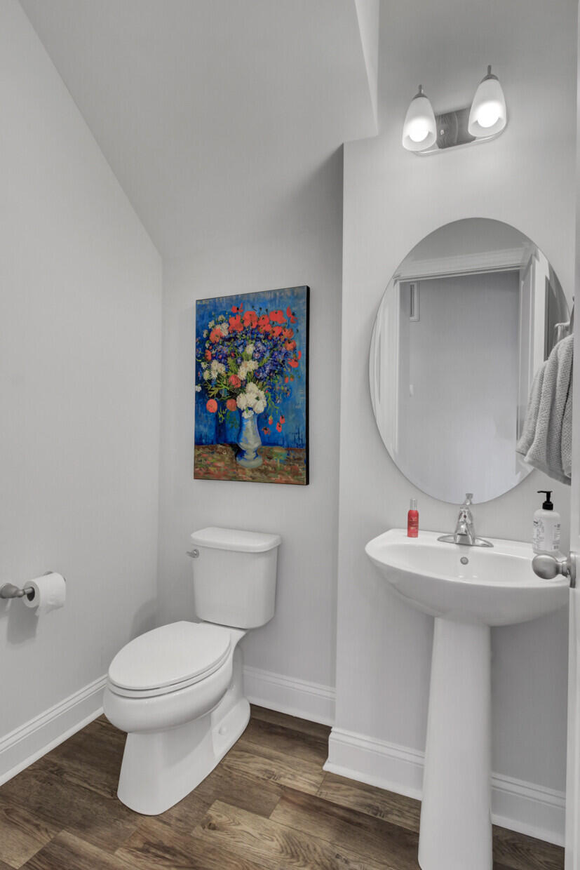 807 S Pointe Boulevard