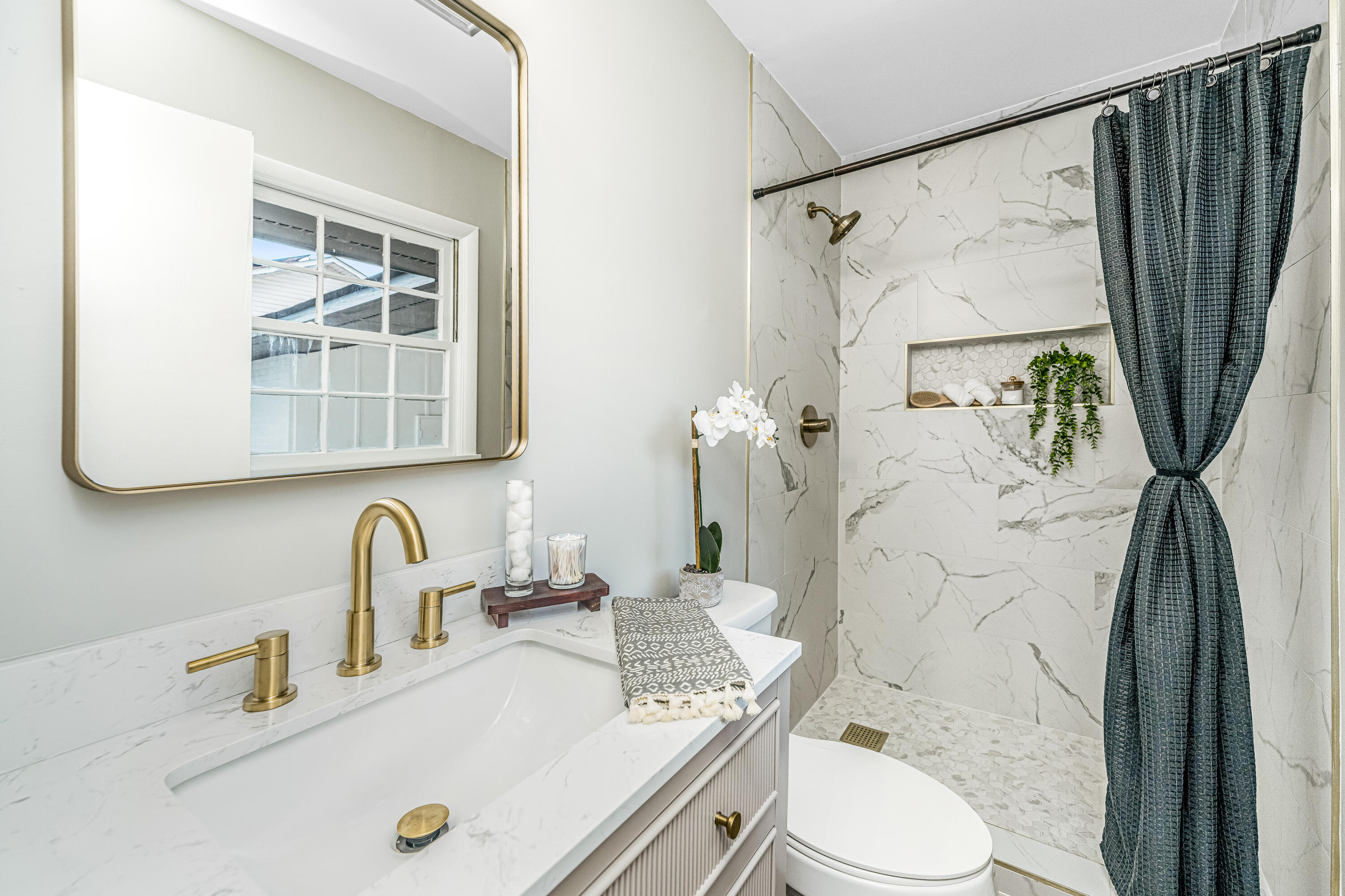 3333 Stonehaven Drive