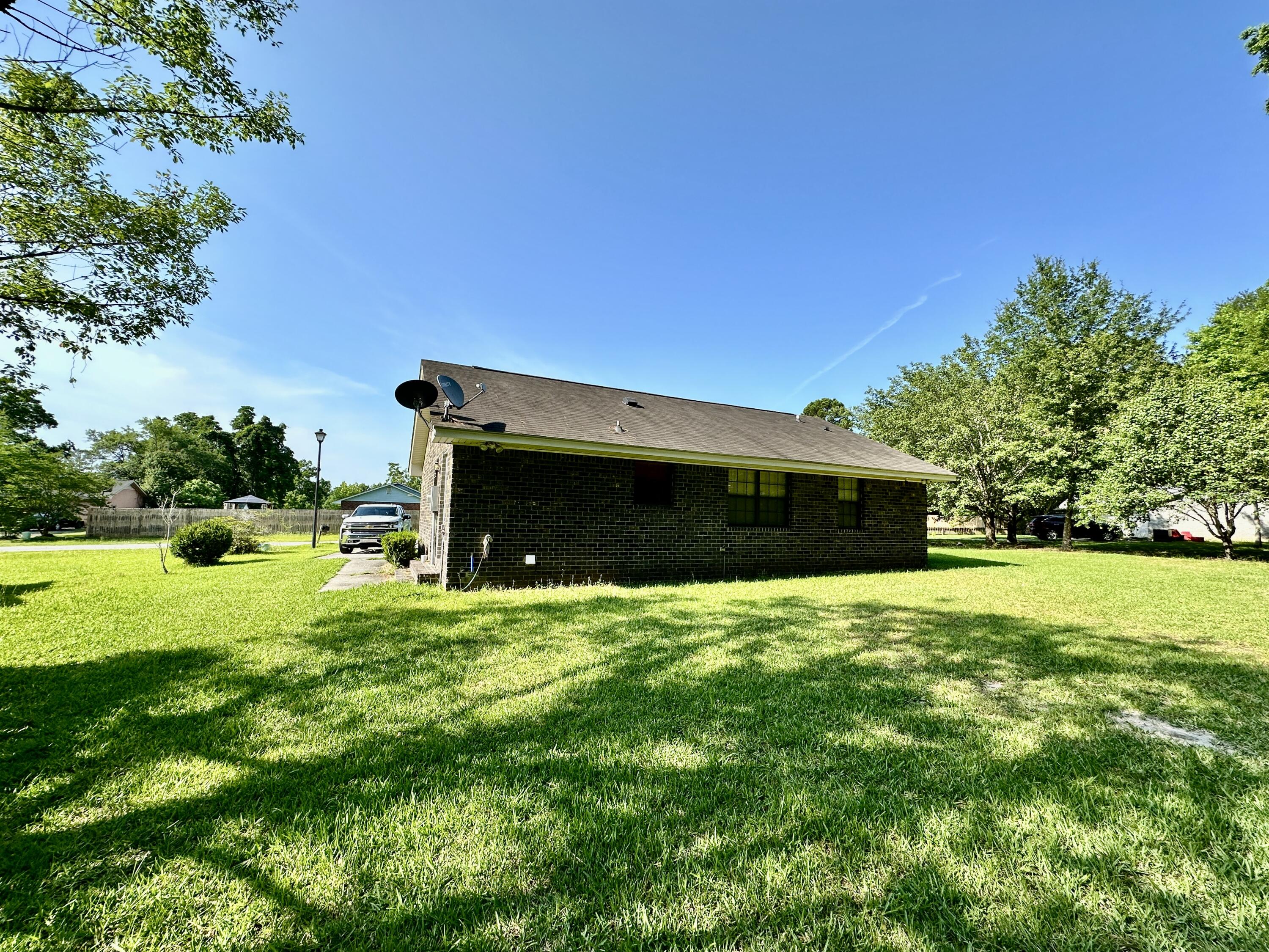 120 Underbrush Court