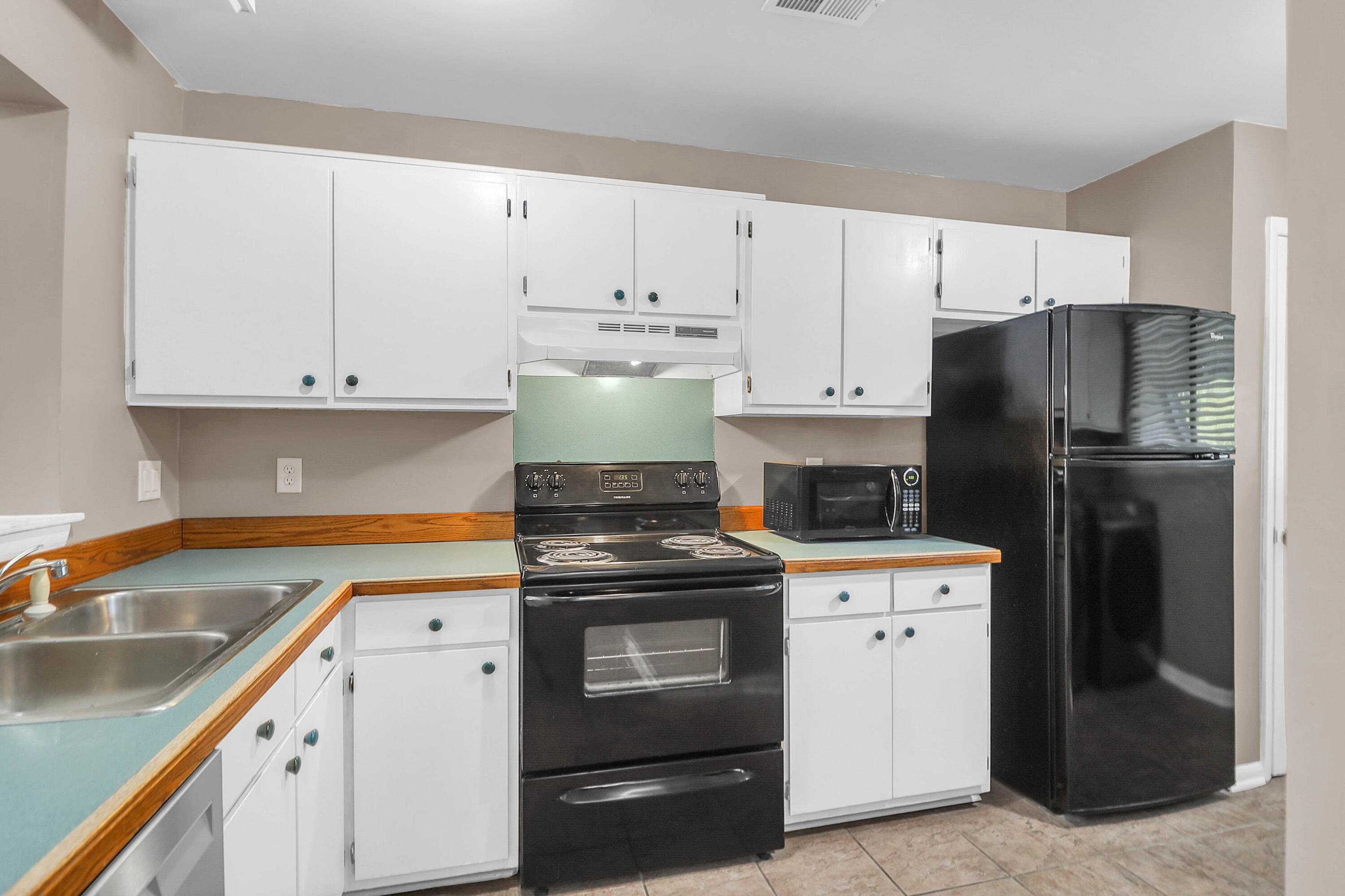 1141 Shadow Lake Circle # C