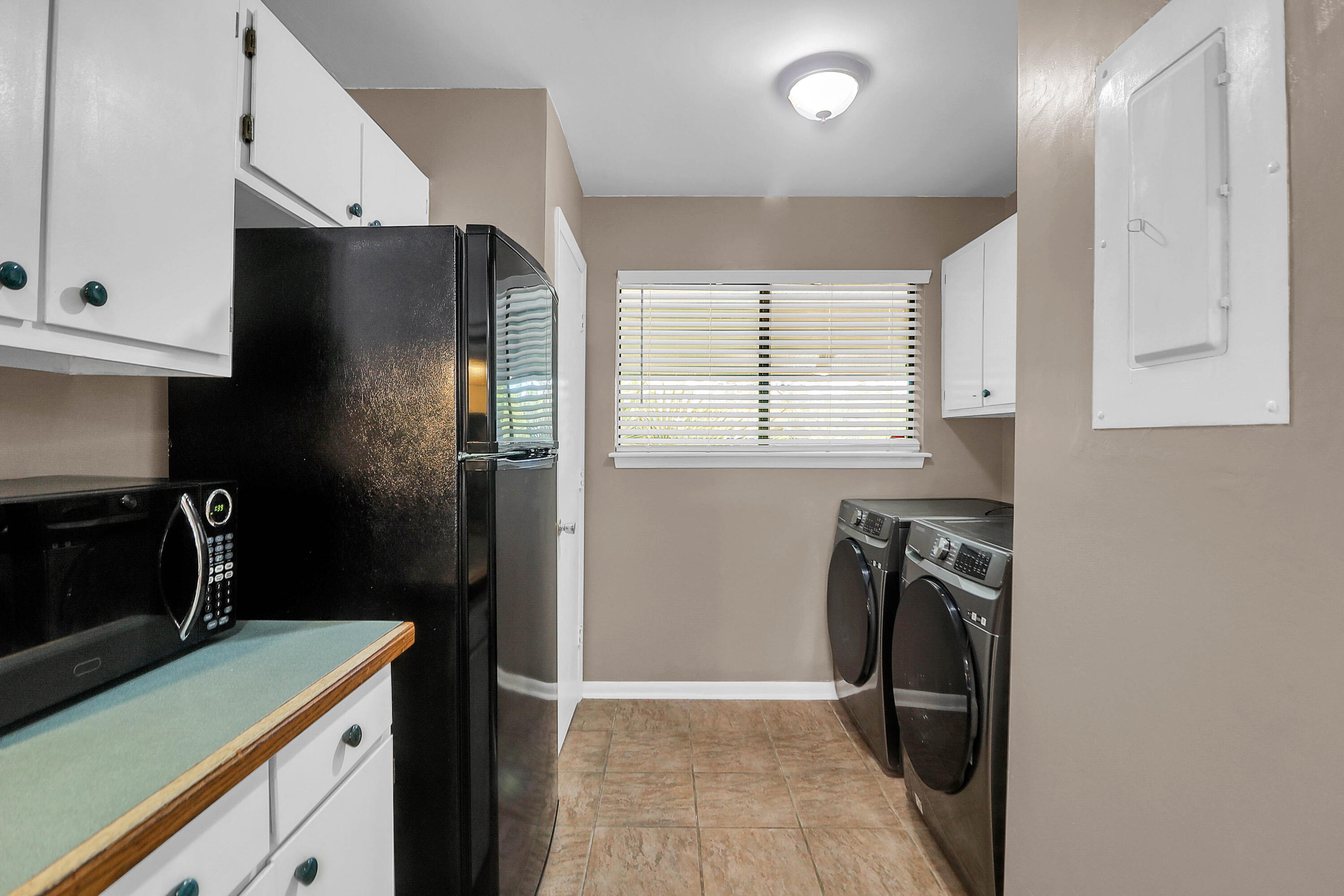 1141 Shadow Lake Circle # C