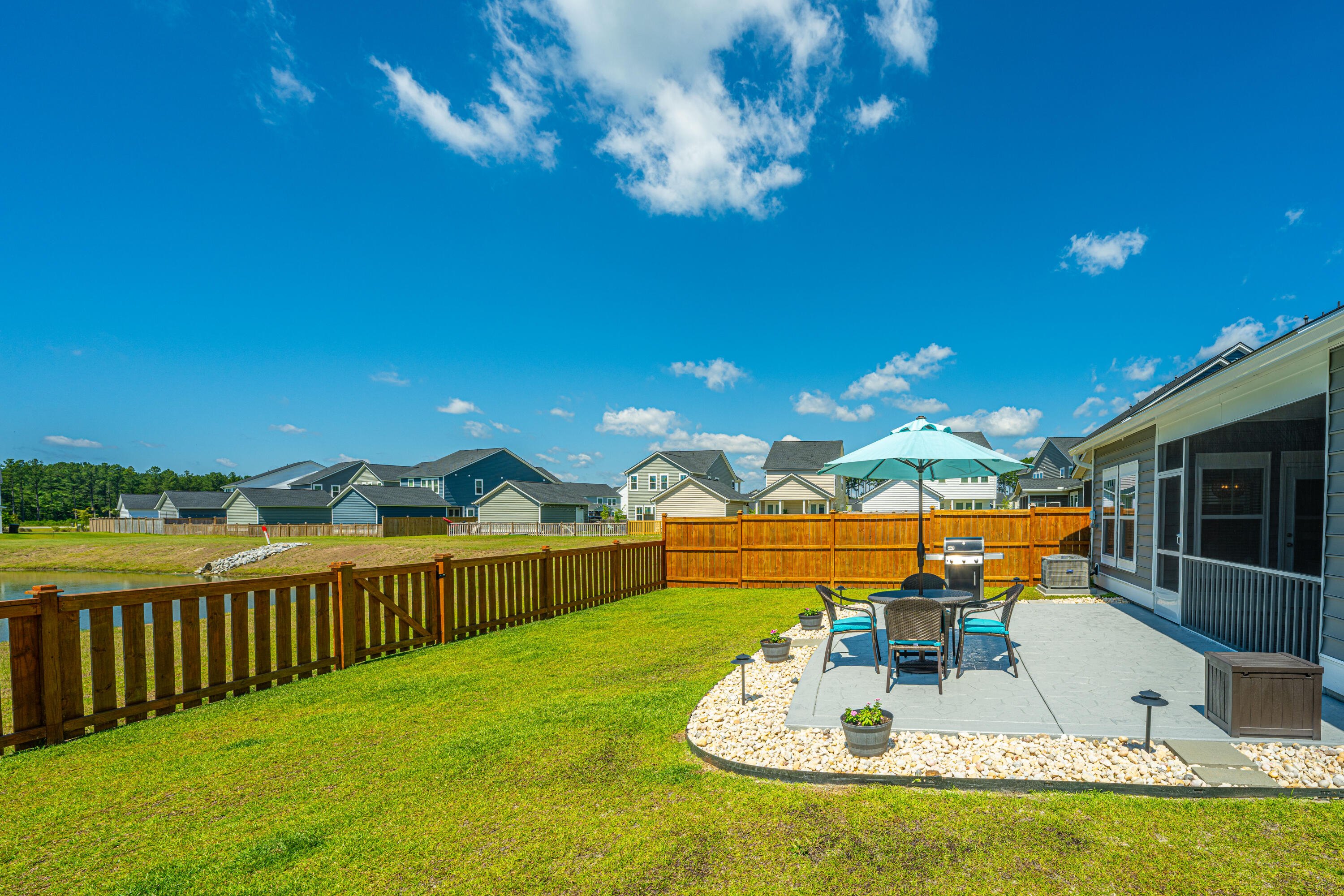 138 Woodland Oak Way