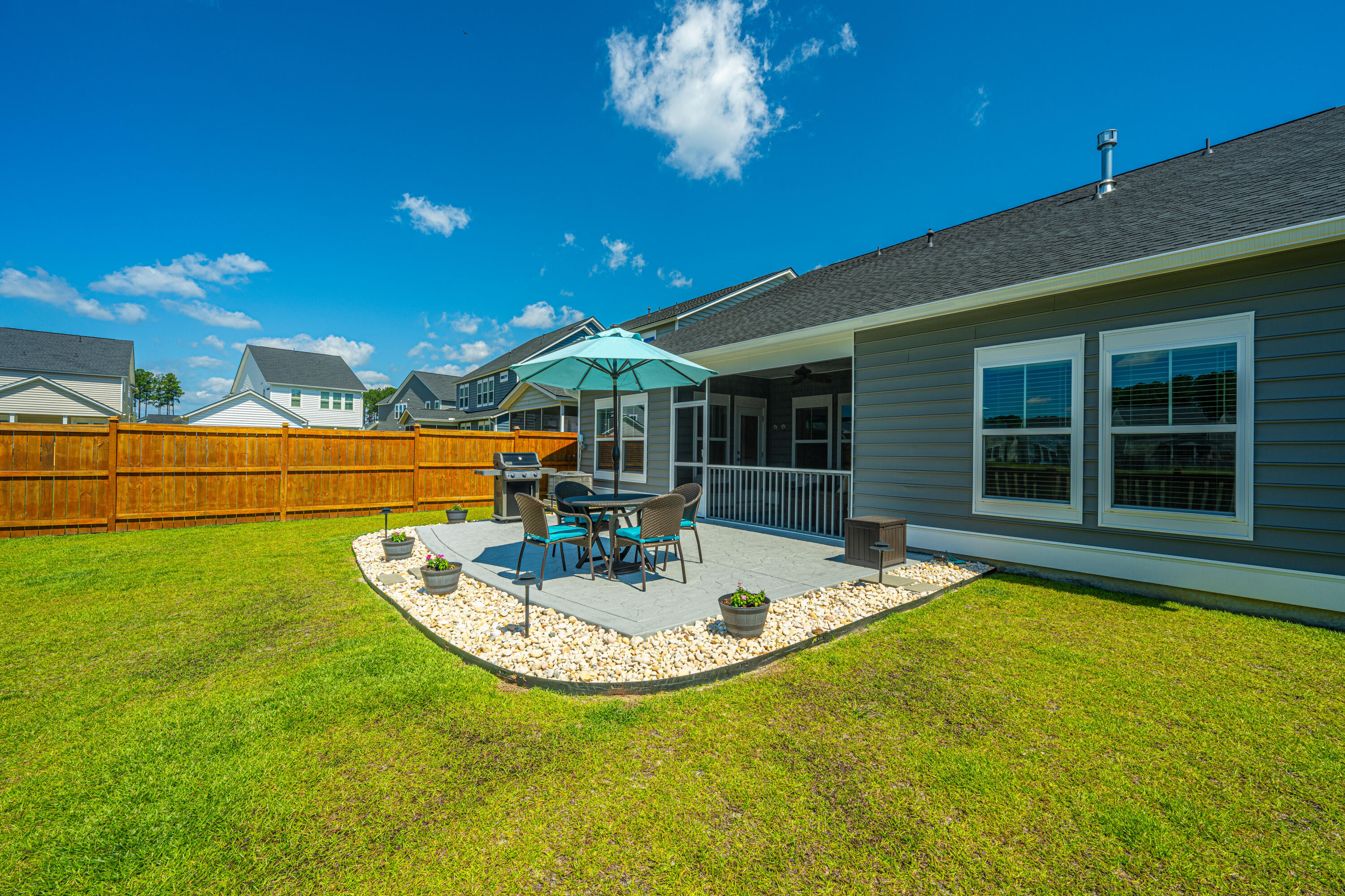 138 Woodland Oak Way