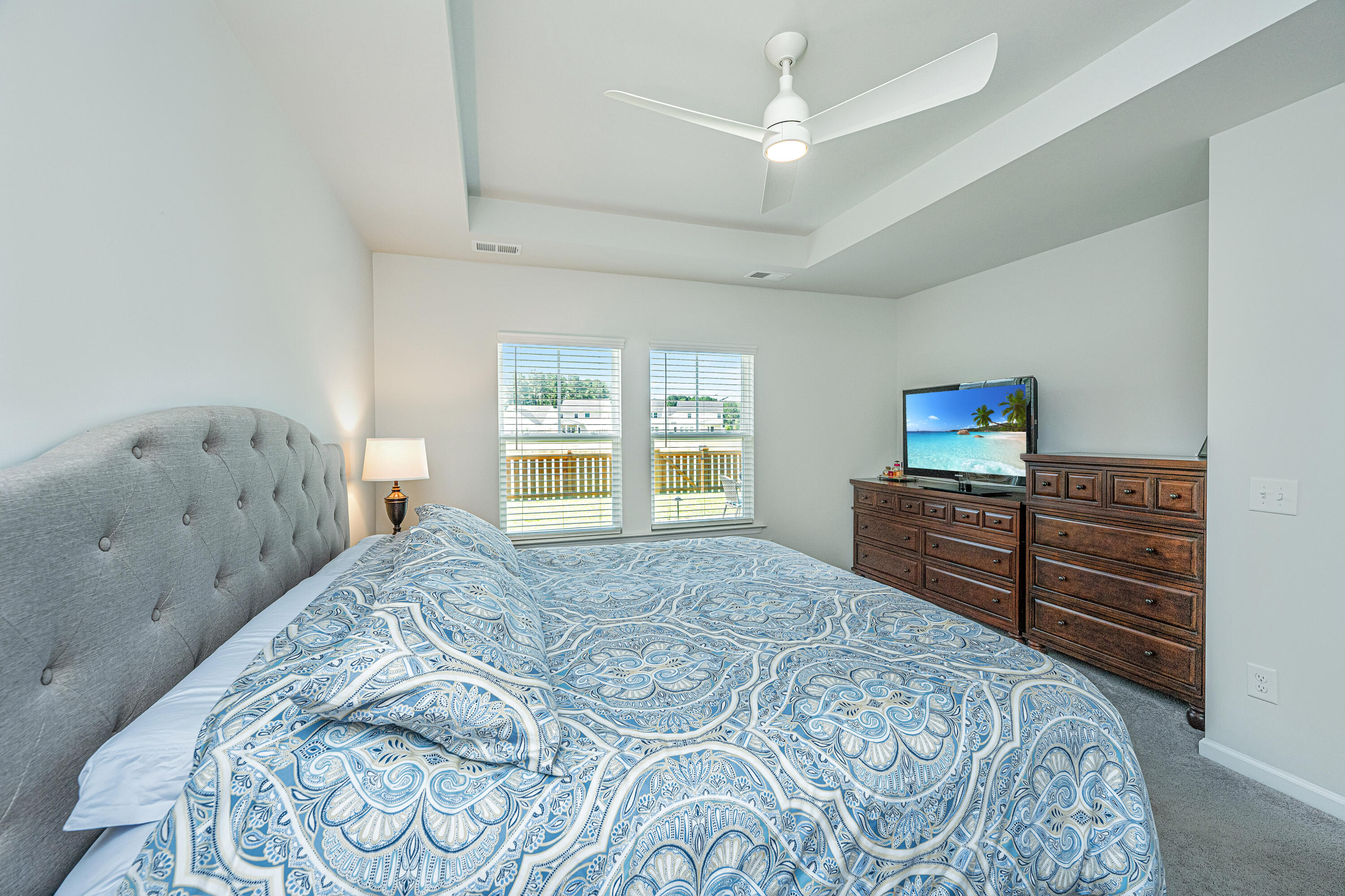 138 Woodland Oak Way